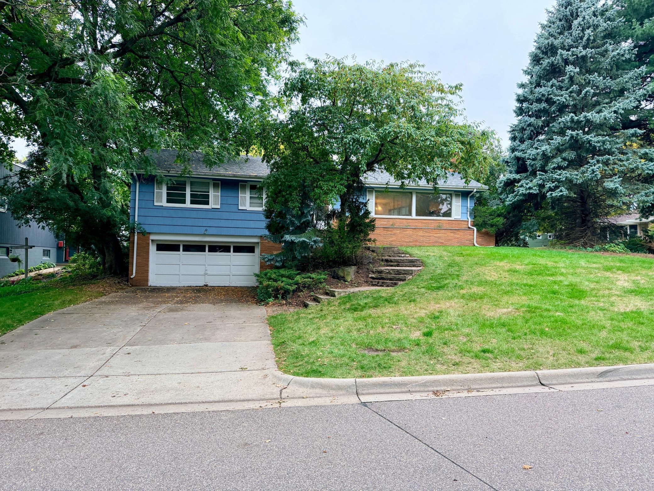 View of Single Family at 4713 Virginia Ln, Edina - Mike Wilen | Minnesota Team Real Estate