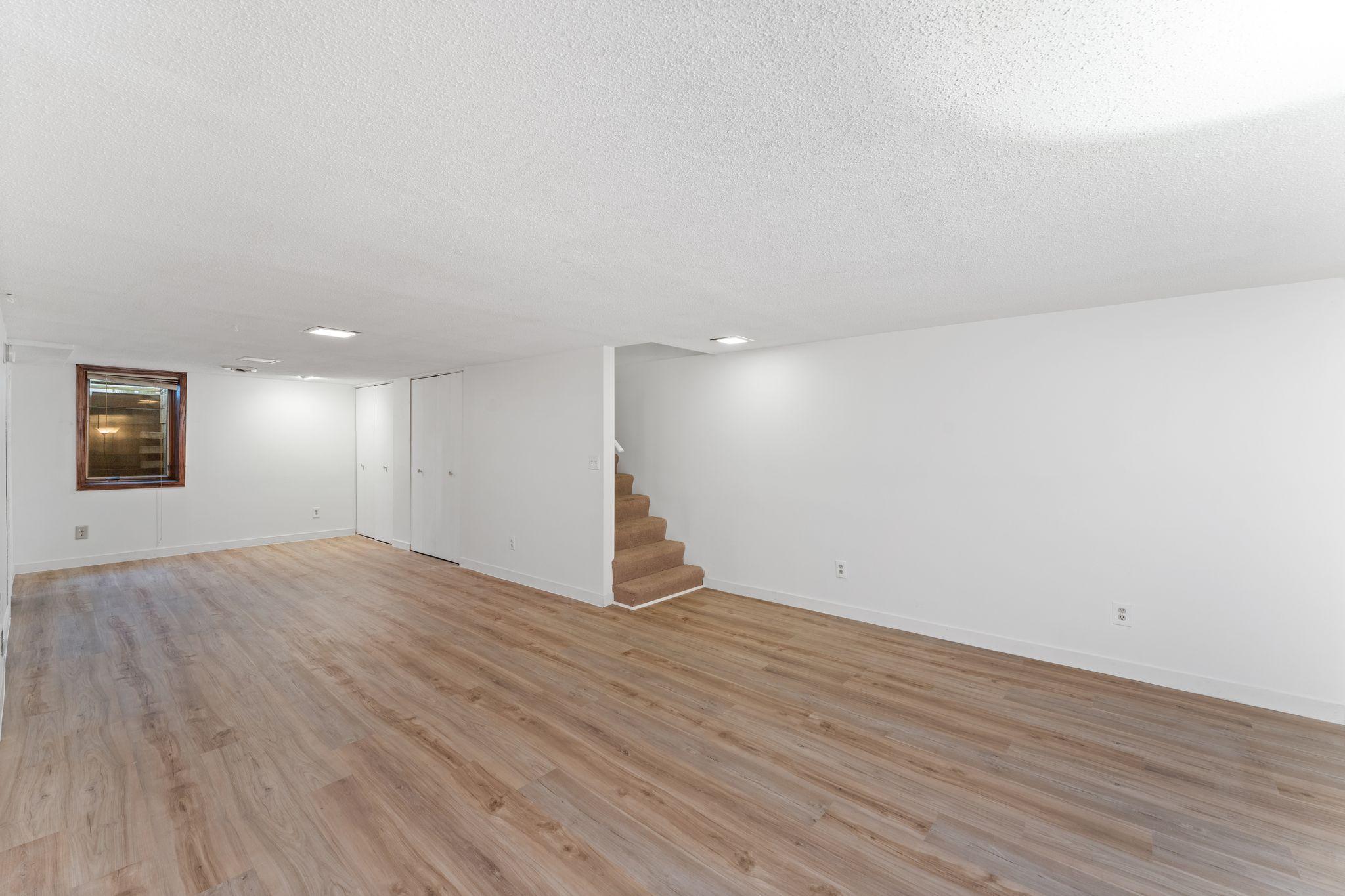 View of Residential Income at 441 Skillman Avenue, Maplewood MN 55117, Maplewood (24 of 30) - Mike Wilen | Minnesota Team Real Estate