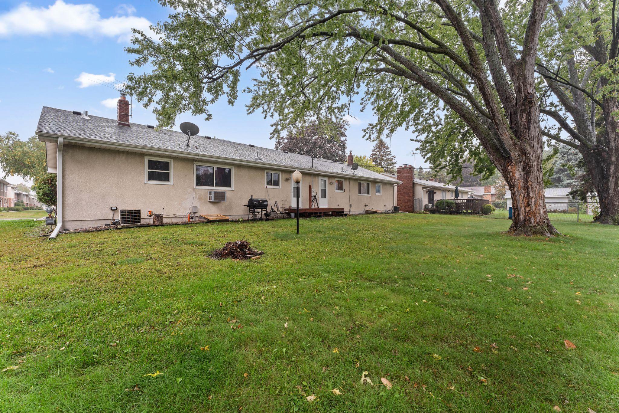 View of Residential Income at 441 Skillman Avenue, Maplewood MN 55117, Maplewood (6 of 30) - Mike Wilen | Minnesota Team Real Estate