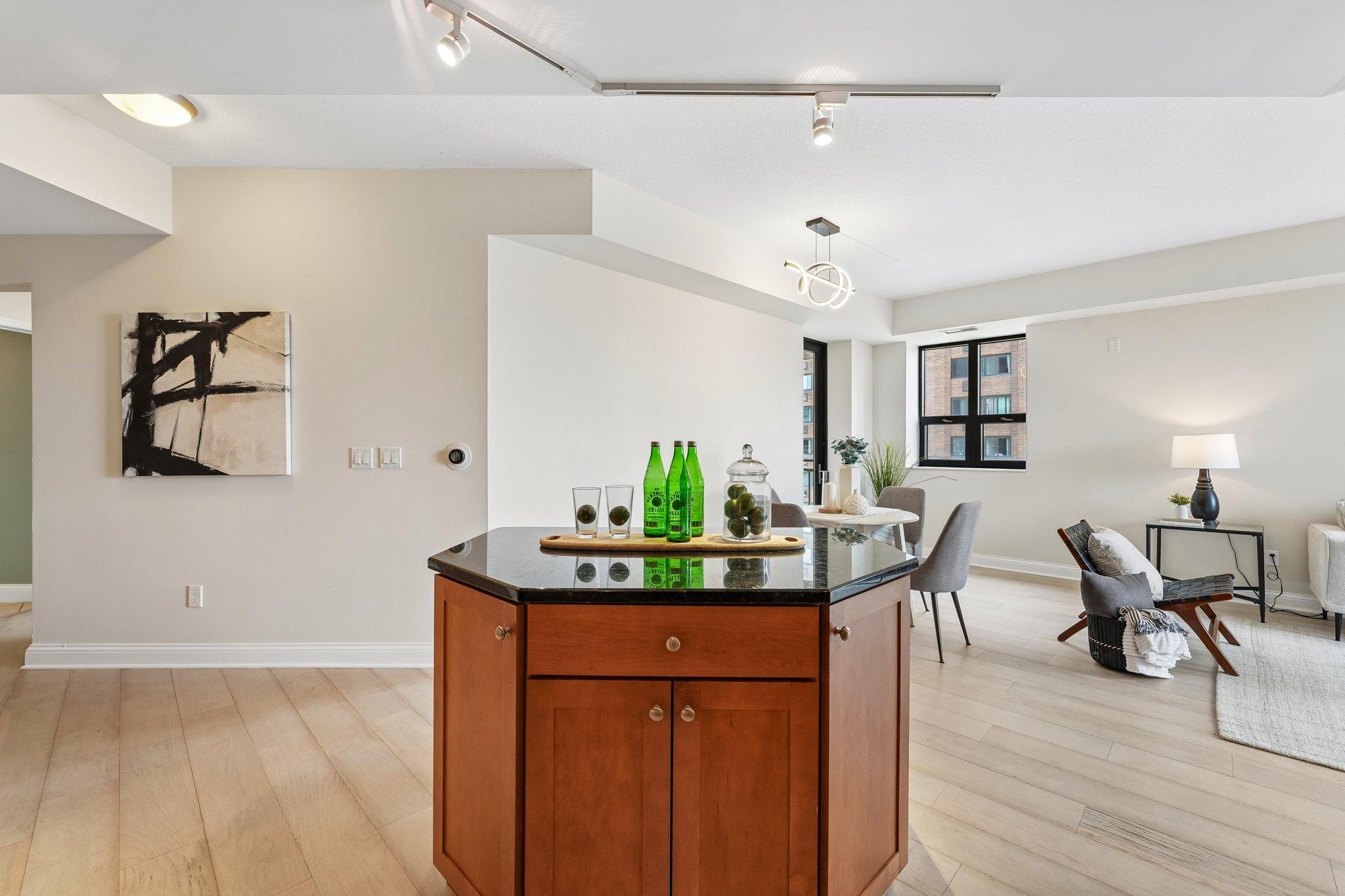 View of Residential at 100 3rd Avenue #504, Minneapolis MN 55401, Minneapolis (14 of 61) - Mike Wilen | Minnesota Team Real Estate