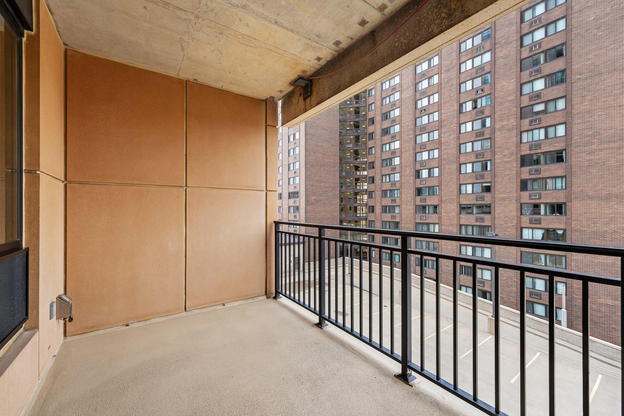 View of Residential at 100 3rd Avenue #504, Minneapolis MN 55401, Minneapolis (31 of 61) - Mike Wilen | Minnesota Team Real Estate