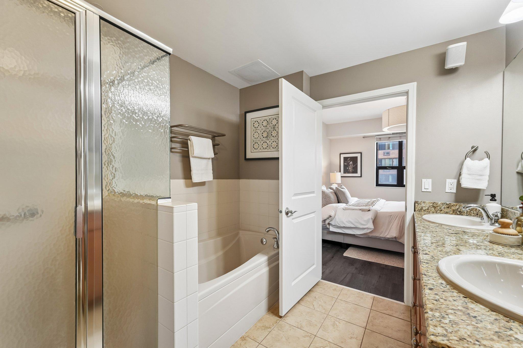 View of Residential at 100 3rd Avenue #504, Minneapolis MN 55401, Minneapolis (27 of 61) - Mike Wilen | Minnesota Team Real Estate