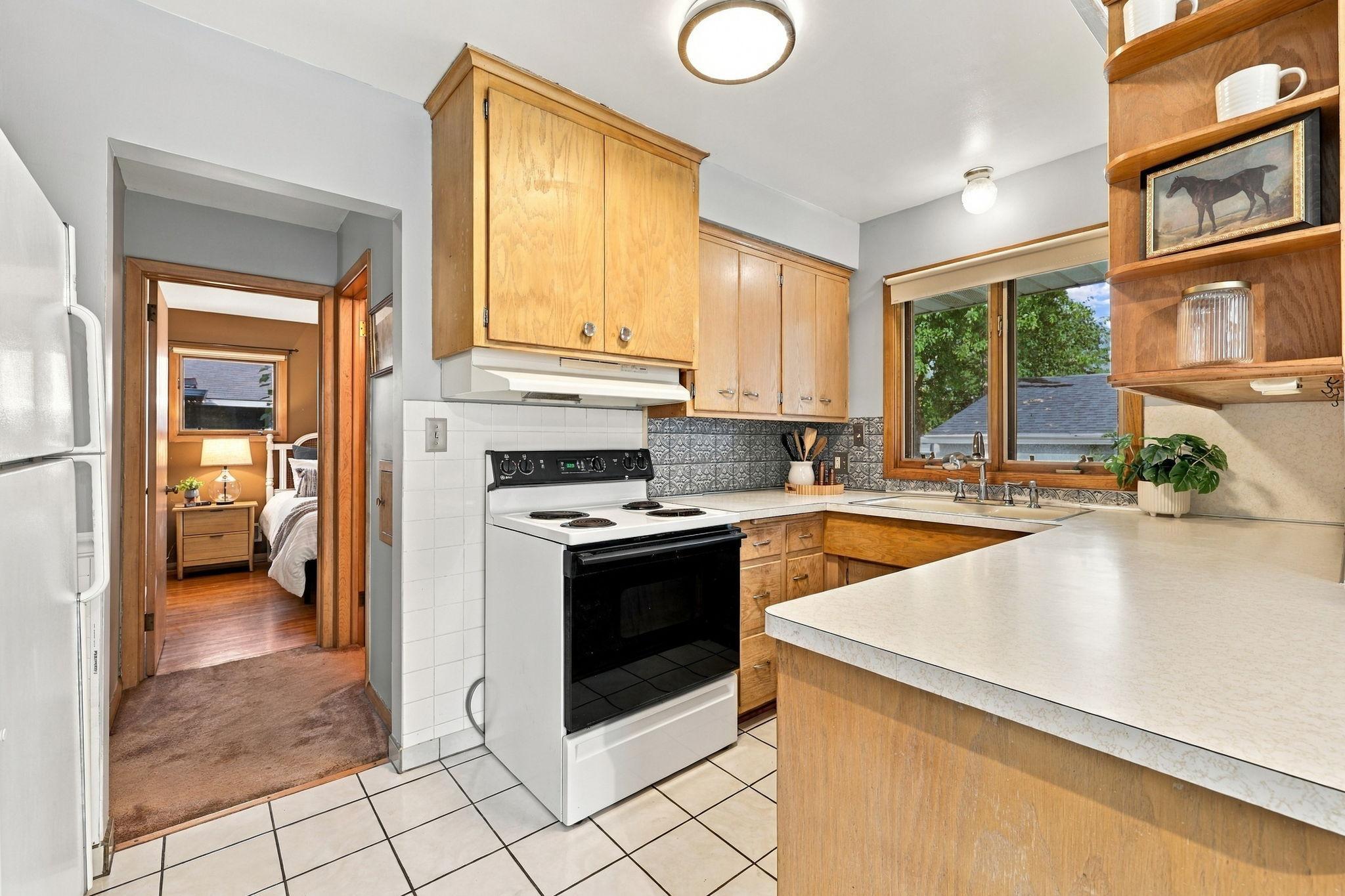View of Residential at 1114 Harmon Avenue, West Saint Paul MN 55118, West Saint Paul (6 of 15) - Mike Wilen | Minnesota Team Real Estate