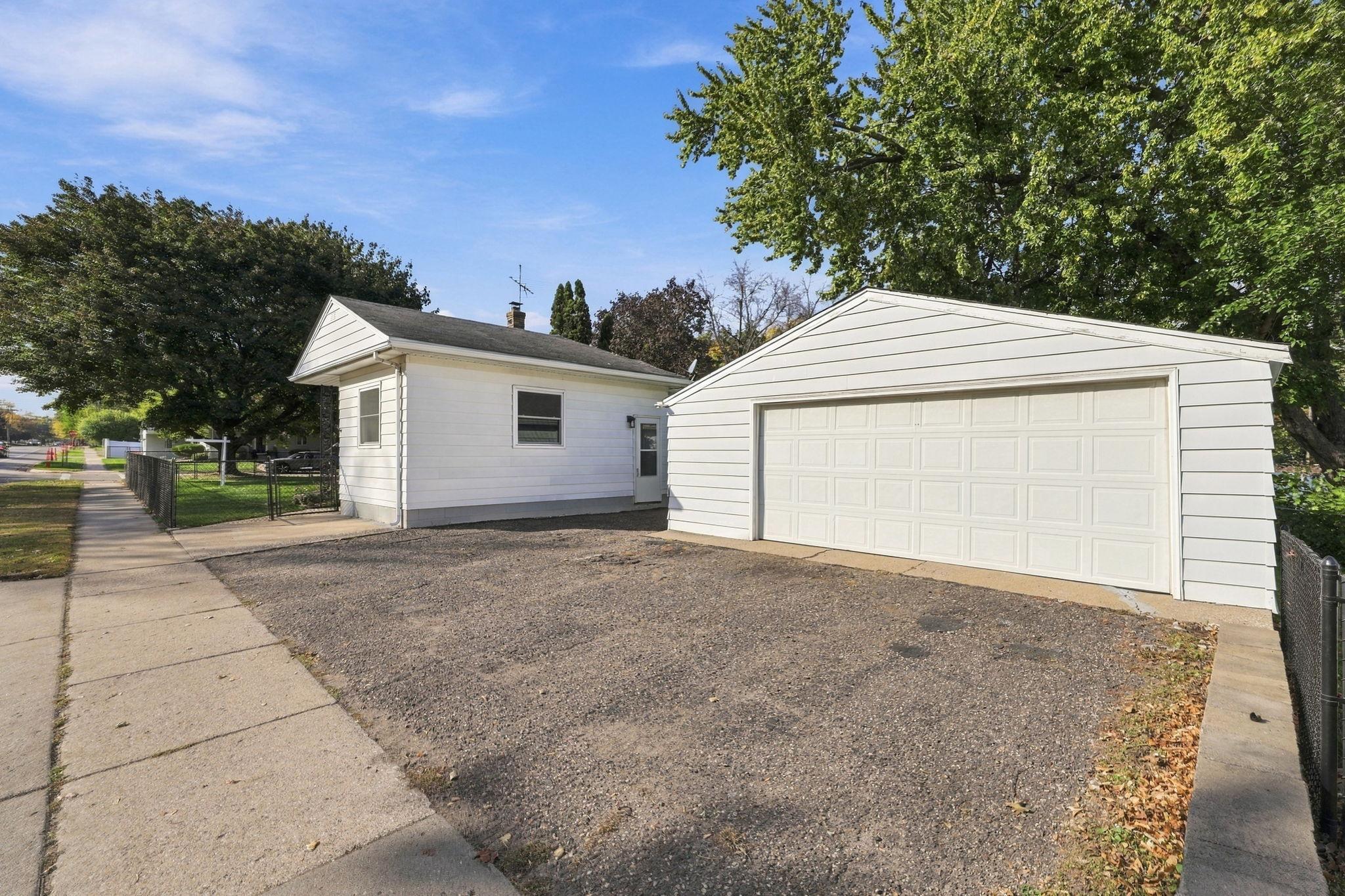 View of Residential at 1114 Harmon Avenue, West Saint Paul MN 55118, West Saint Paul (15 of 15) - Mike Wilen | Minnesota Team Real Estate