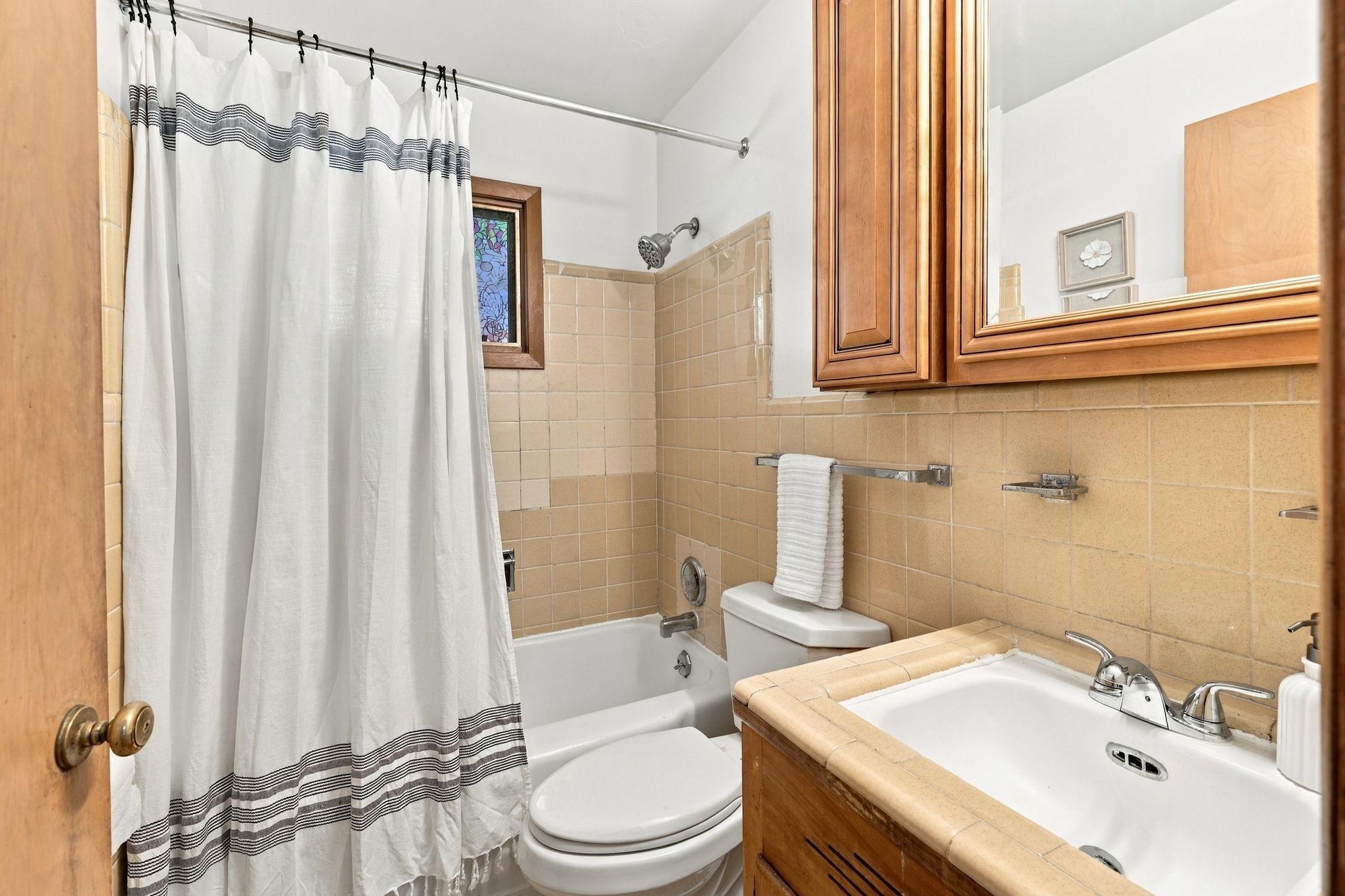 View of Residential at 1114 Harmon Avenue, West Saint Paul MN 55118, West Saint Paul (13 of 15) - Mike Wilen | Minnesota Team Real Estate
