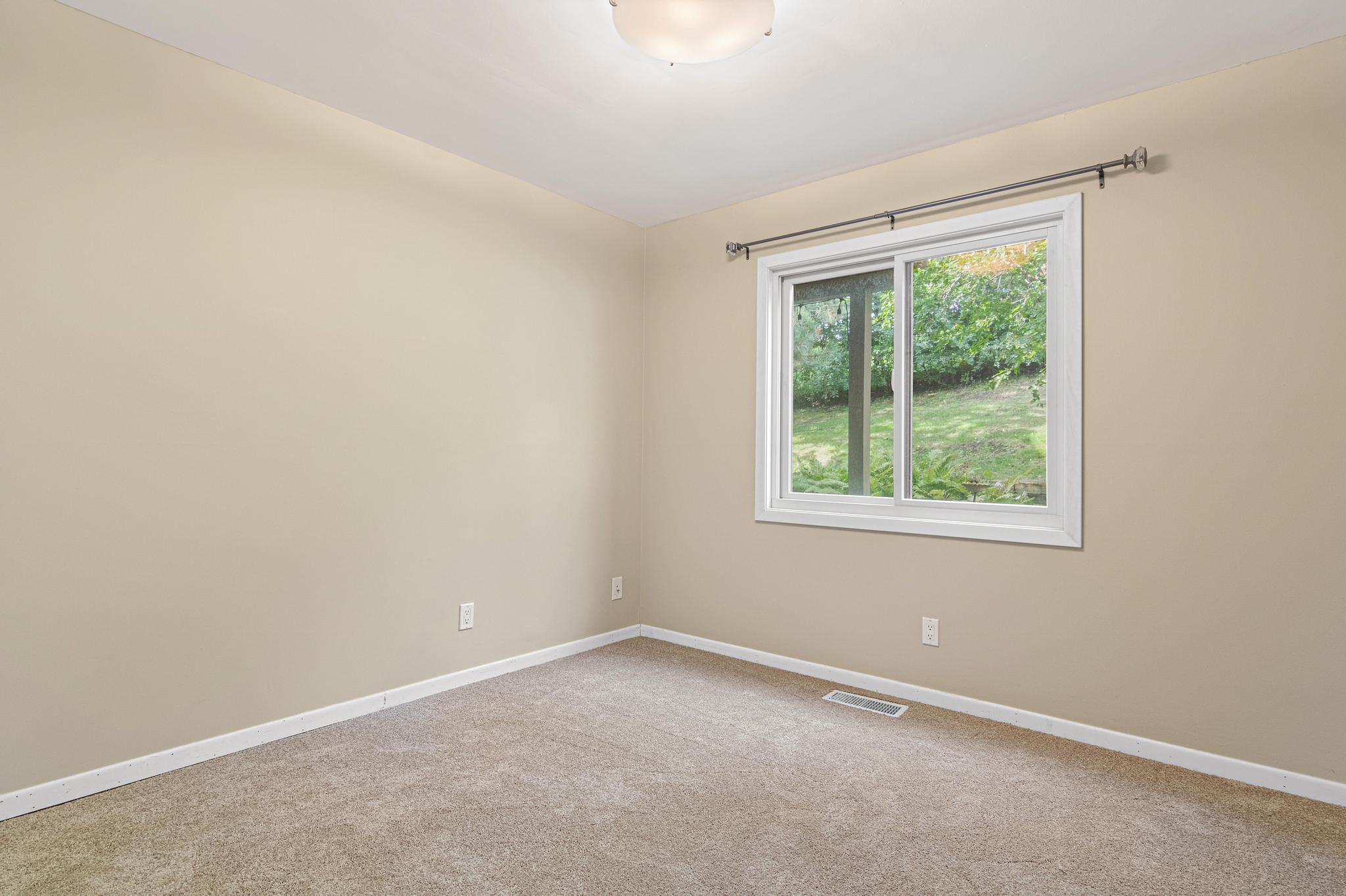 View of Residential at 5229 Balmoral Lane, Bloomington MN 55437, Bloomington (26 of 28) - Mike Wilen | Minnesota Team Real Estate
