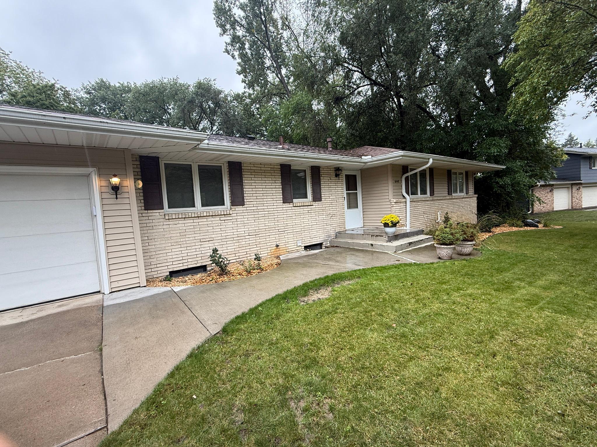 View of Residential at 6447 Westchester Circle, Golden Valley MN 55427, Golden Valley (2 of 20) - Mike Wilen | Minnesota Team Real Estate