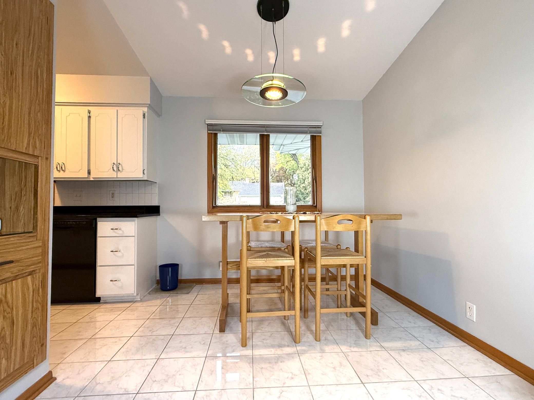 View of Residential at 6447 Westchester Circle, Golden Valley MN 55427, Golden Valley (22 of 56) - Mike Wilen | Minnesota Team Real Estate