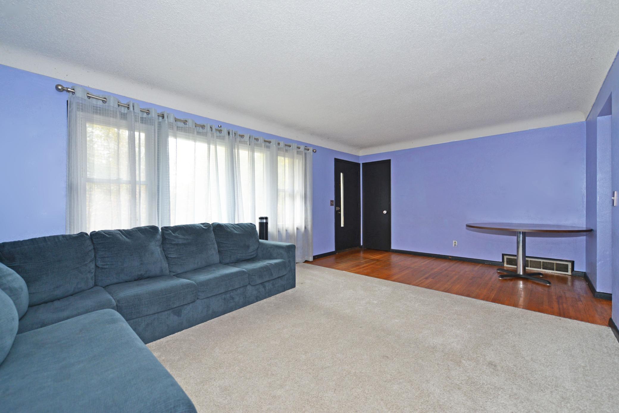 View of Residential at 215 Maple Street, Saint Paul MN 55106, Saint Paul (8 of 29) - Mike Wilen | Minnesota Team Real Estate