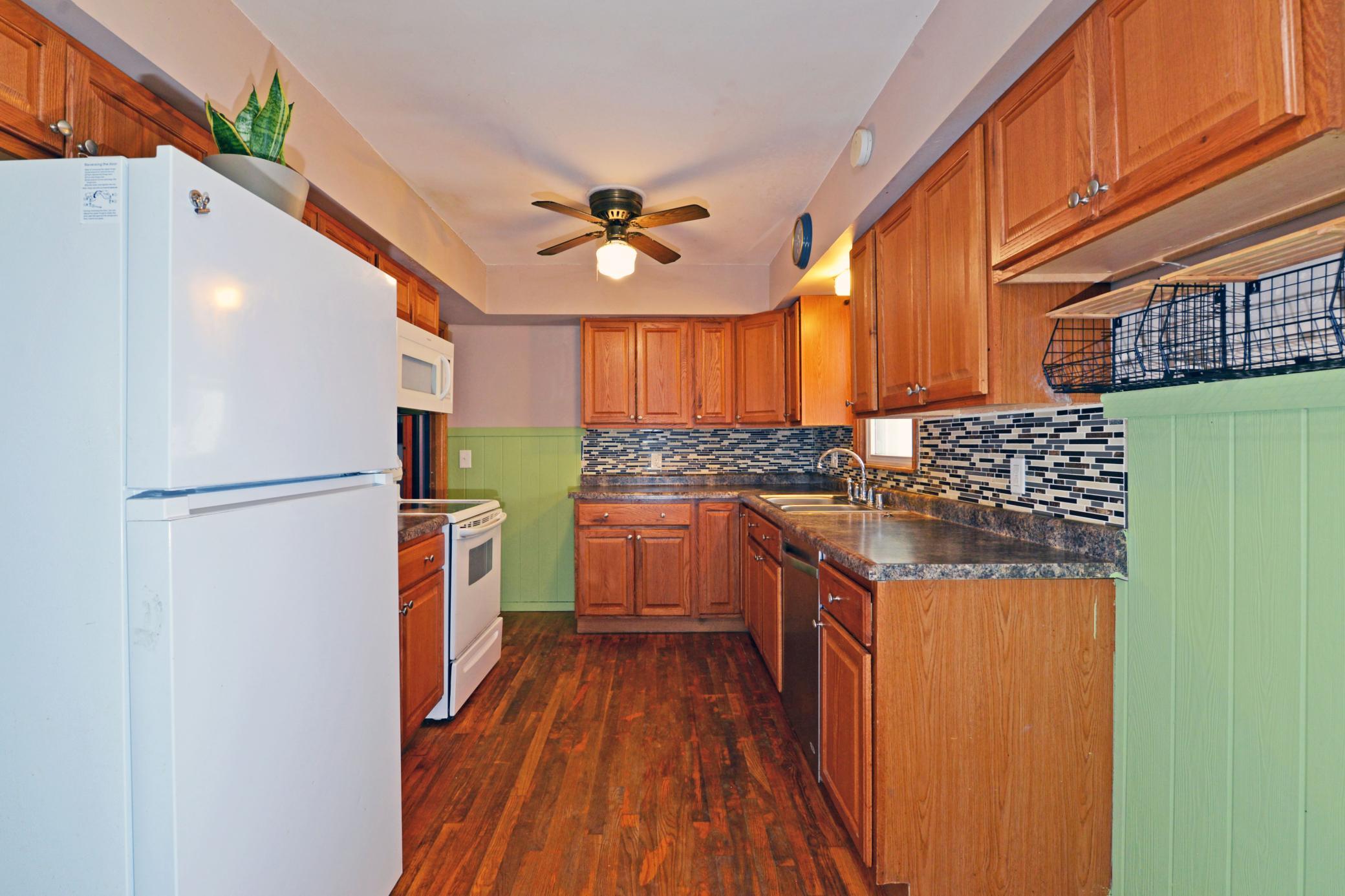 View of Residential at 215 Maple Street, Saint Paul MN 55106, Saint Paul (12 of 29) - Mike Wilen | Minnesota Team Real Estate