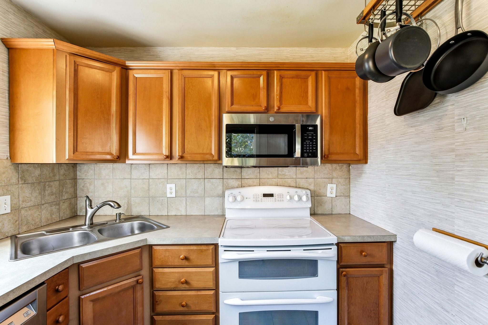 View of Residential at 8201 Stevens Avenue, Bloomington MN 55420, Bloomington (8 of 38) - Mike Wilen | Minnesota Team Real Estate