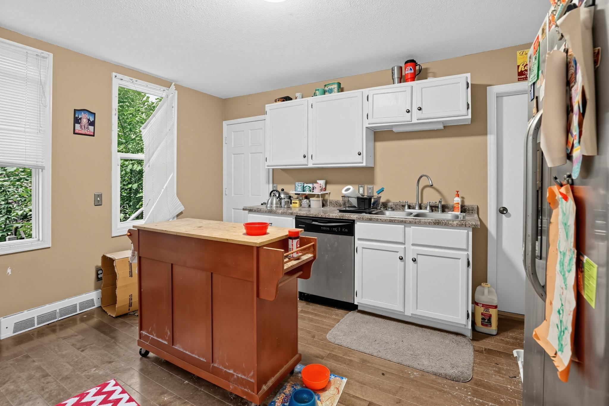 View of Residential at 872 Lawson Avenue, Saint Paul MN 55106, Saint Paul (2 of 18) - Mike Wilen | Minnesota Team Real Estate
