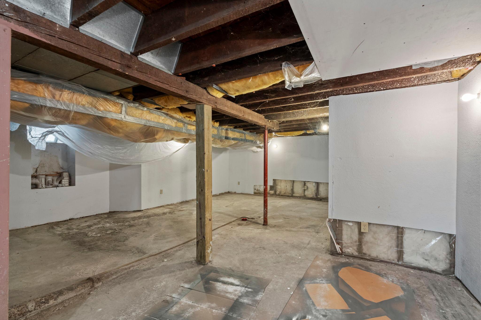 View of Residential Income at 275 Western Avenue, Saint Paul MN 55102, Saint Paul (54 of 55) - Mike Wilen | Minnesota Team Real Estate