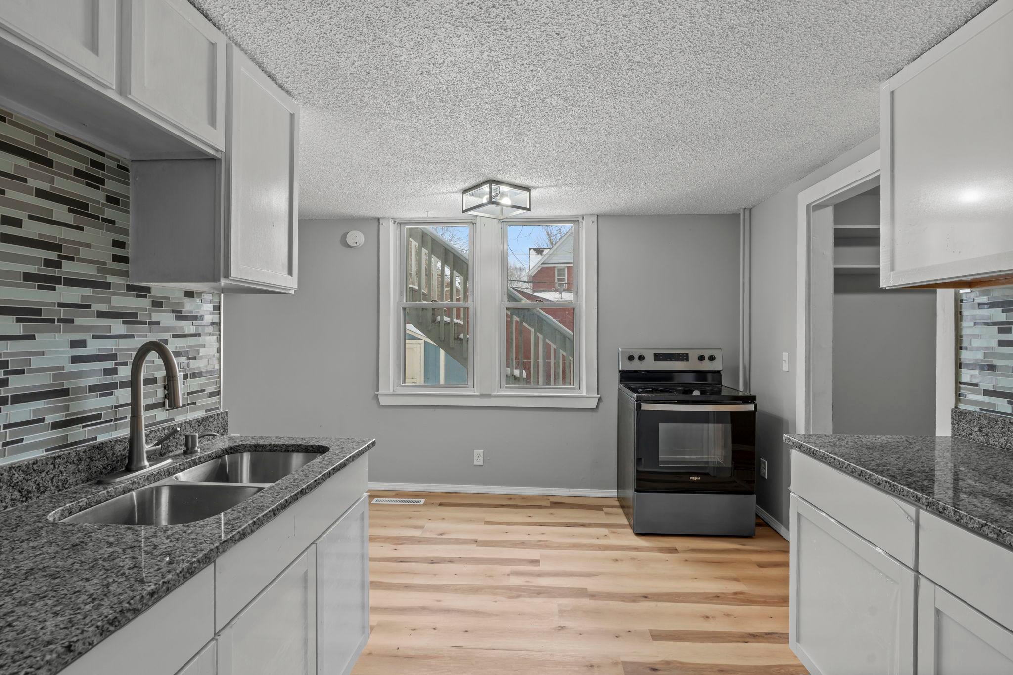 View of Residential Income at 275 Western Avenue, Saint Paul MN 55102, Saint Paul (20 of 55) - Mike Wilen | Minnesota Team Real Estate