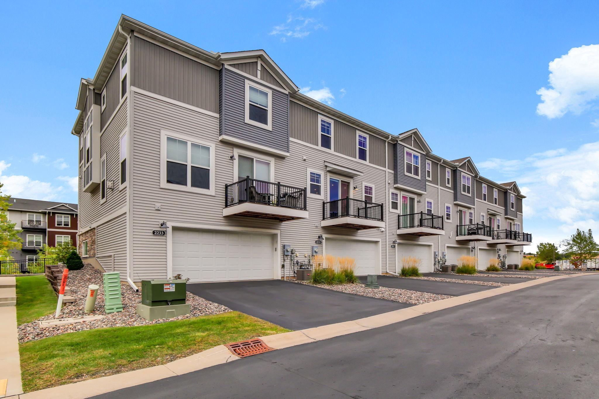 View of Residential at 2235 Gateway Curve, North Saint Paul MN 55109, North Saint Paul (30 of 39) - Mike Wilen | Minnesota Team Real Estate