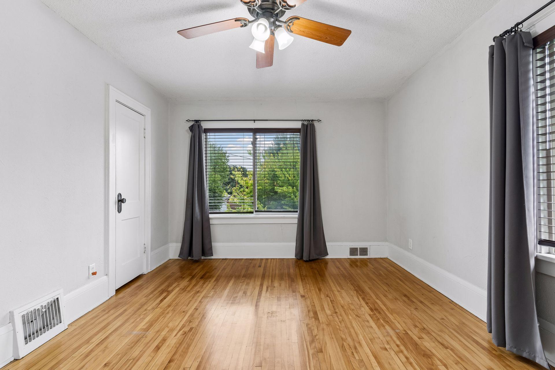 View of Residential at 524 Lexington Parkway, Saint Paul MN 55104, Saint Paul (17 of 32) - Mike Wilen | Minnesota Team Real Estate