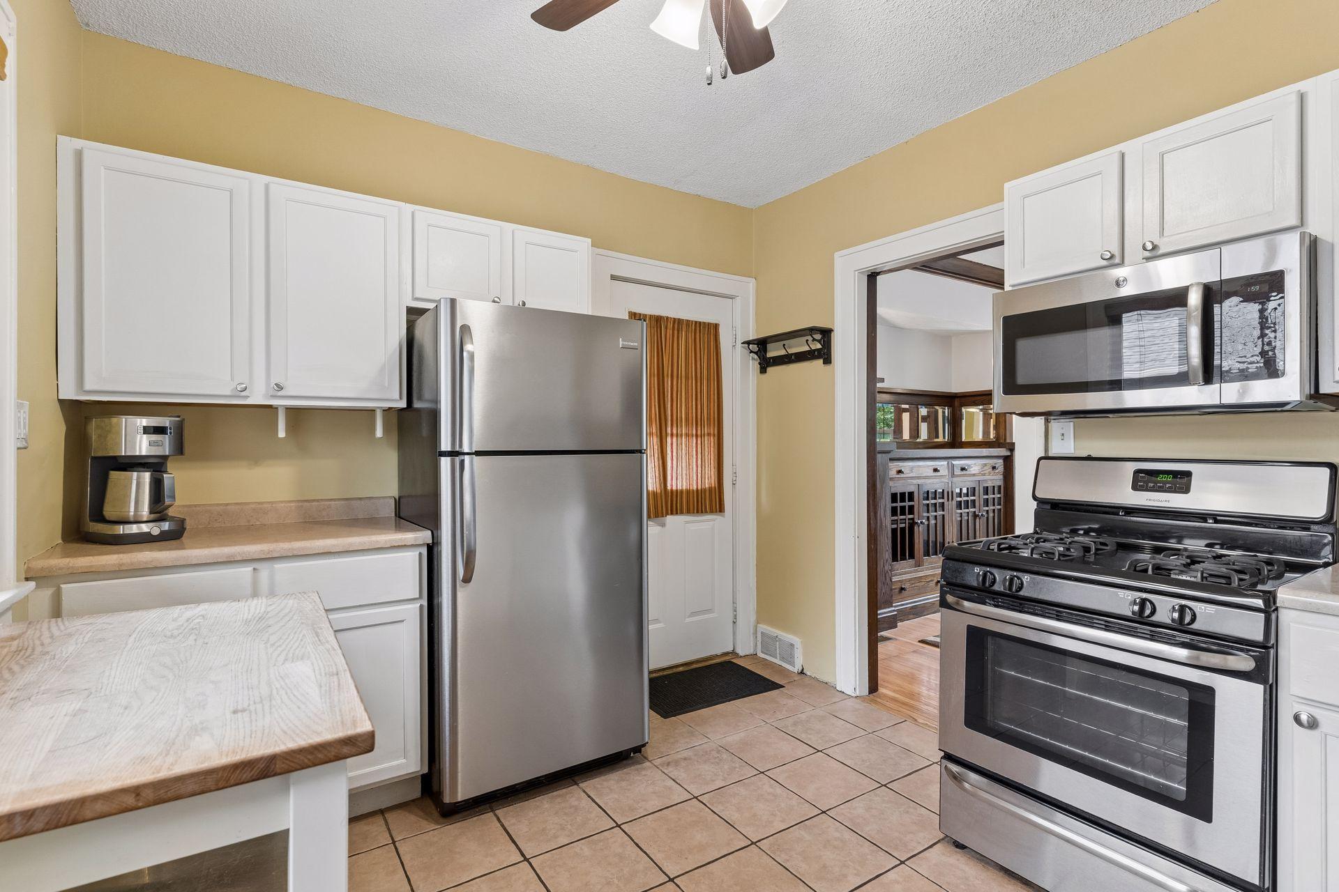 View of Residential at 524 Lexington Parkway, Saint Paul MN 55104, Saint Paul (4 of 32) - Mike Wilen | Minnesota Team Real Estate