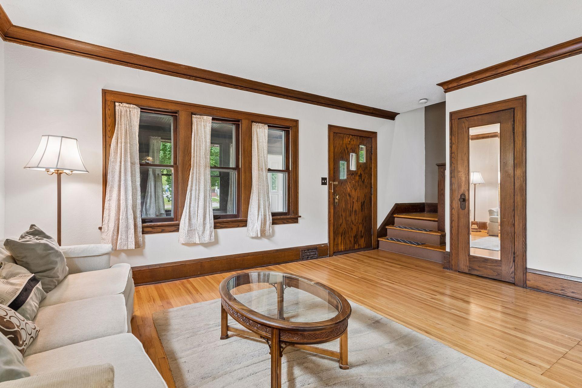 View of Residential at 524 Lexington Parkway, Saint Paul MN 55104, Saint Paul (9 of 32) - Mike Wilen | Minnesota Team Real Estate