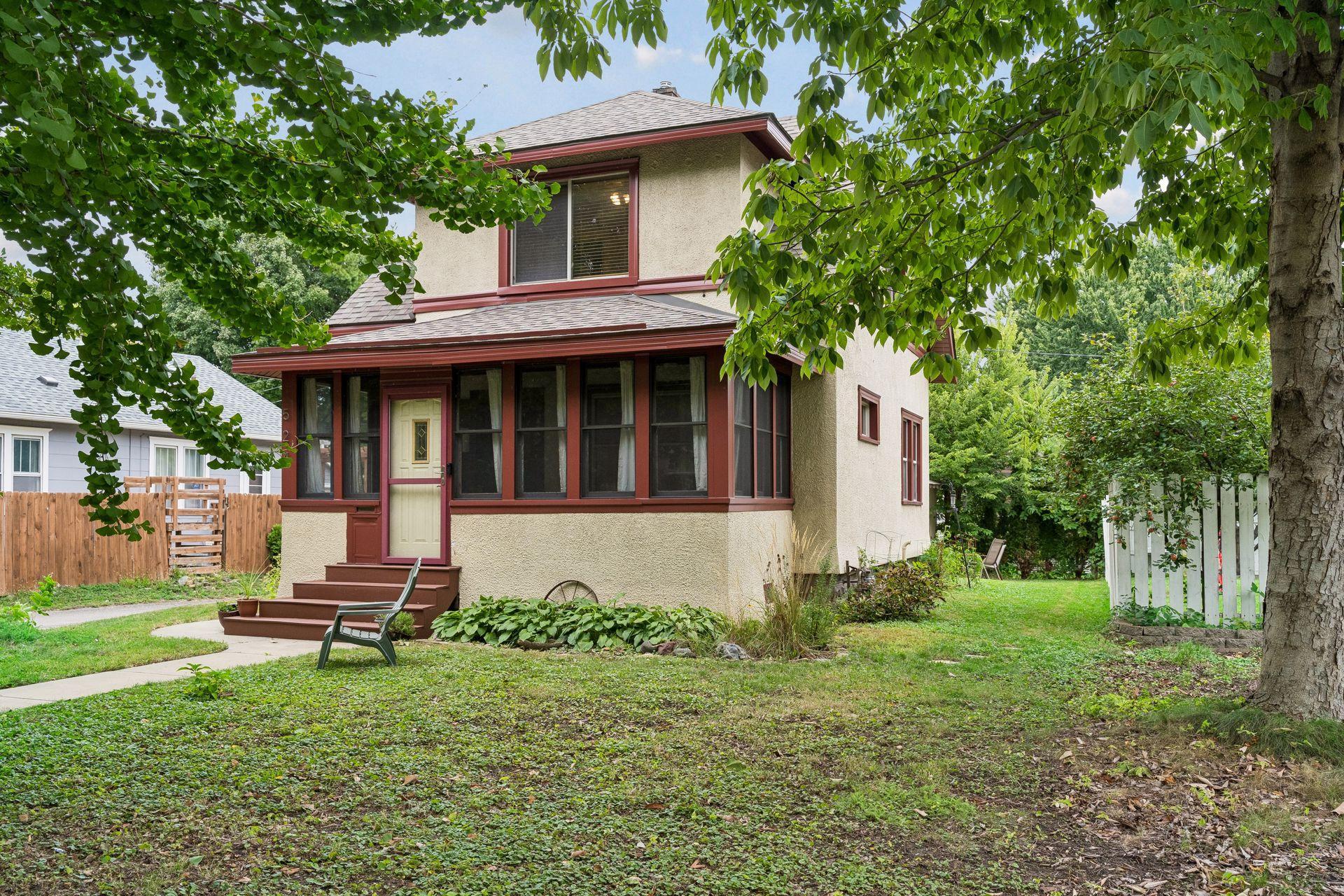 View of Residential at 524 Lexington Parkway, Saint Paul MN 55104, Saint Paul (2 of 32) - Mike Wilen | Minnesota Team Real Estate