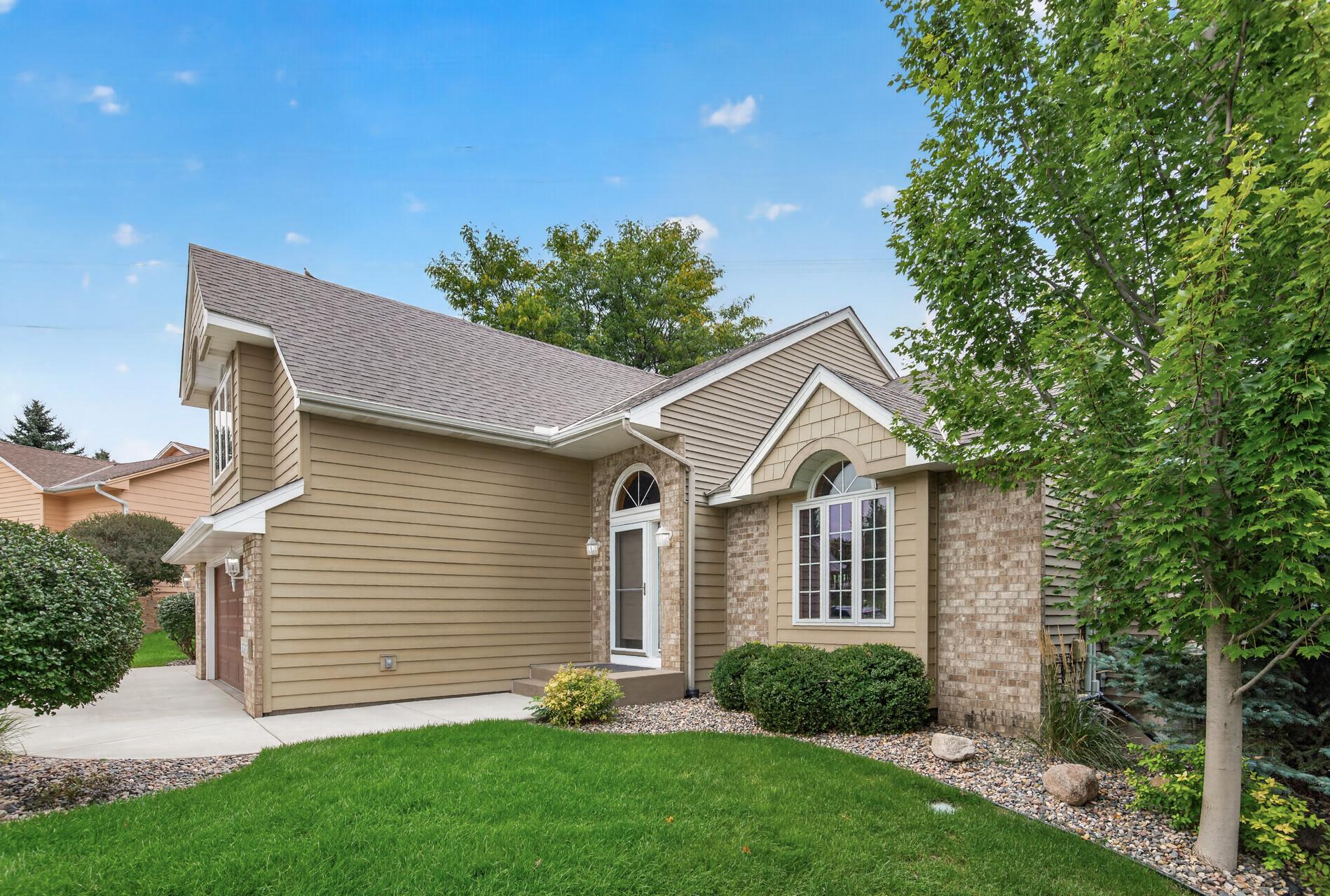 View of Residential at 6585 Promontory Drive, Eden Prairie MN 55346, Eden Prairie (4 of 46) - Mike Wilen | Minnesota Team Real Estate