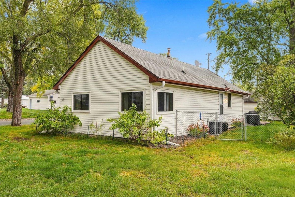View of Residential at 5861 Main Street, Fridley MN 55432, Fridley (21 of 27) - Mike Wilen | Minnesota Team Real Estate