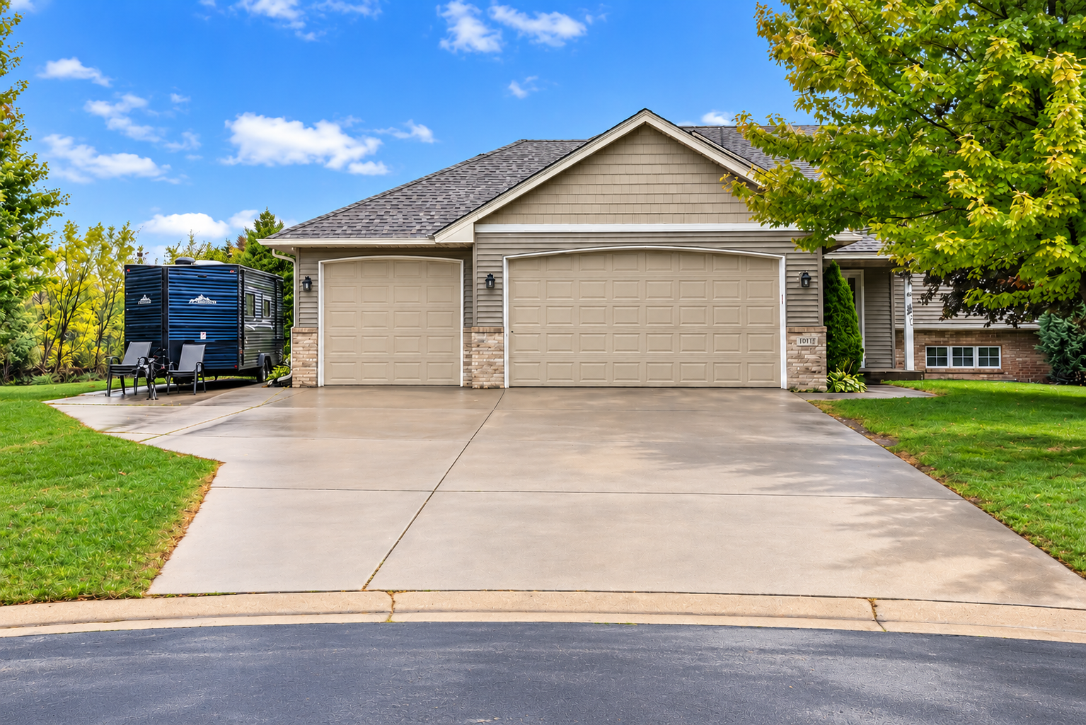 View of Single Family at 9711 Woodcrest Court, Monticello - Mike Wilen | Minnesota Team Real Estate