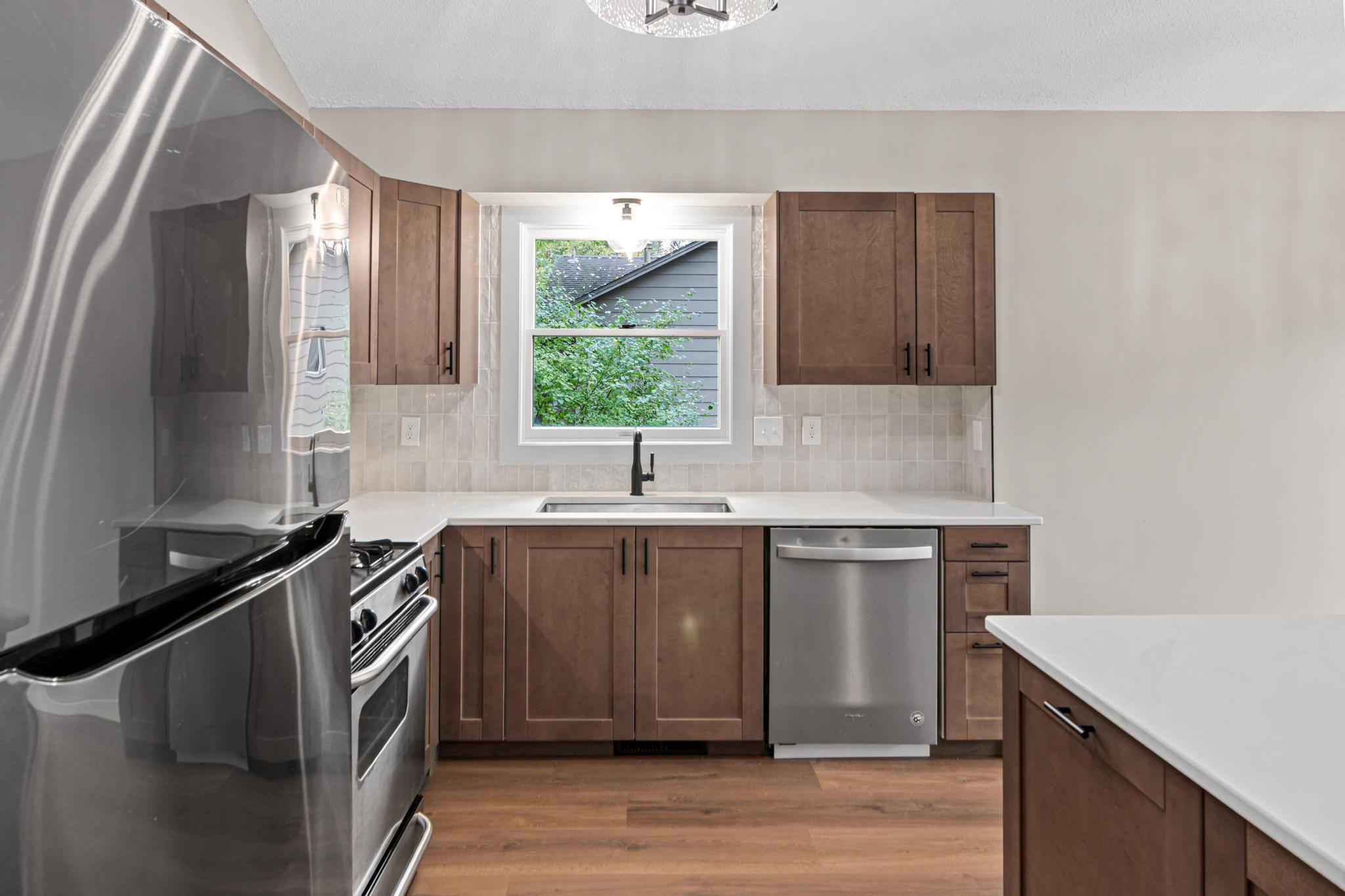View of Residential at 2365 Hillwood Drive, Maplewood MN 55119, Maplewood (17 of 31) - Mike Wilen | Minnesota Team Real Estate