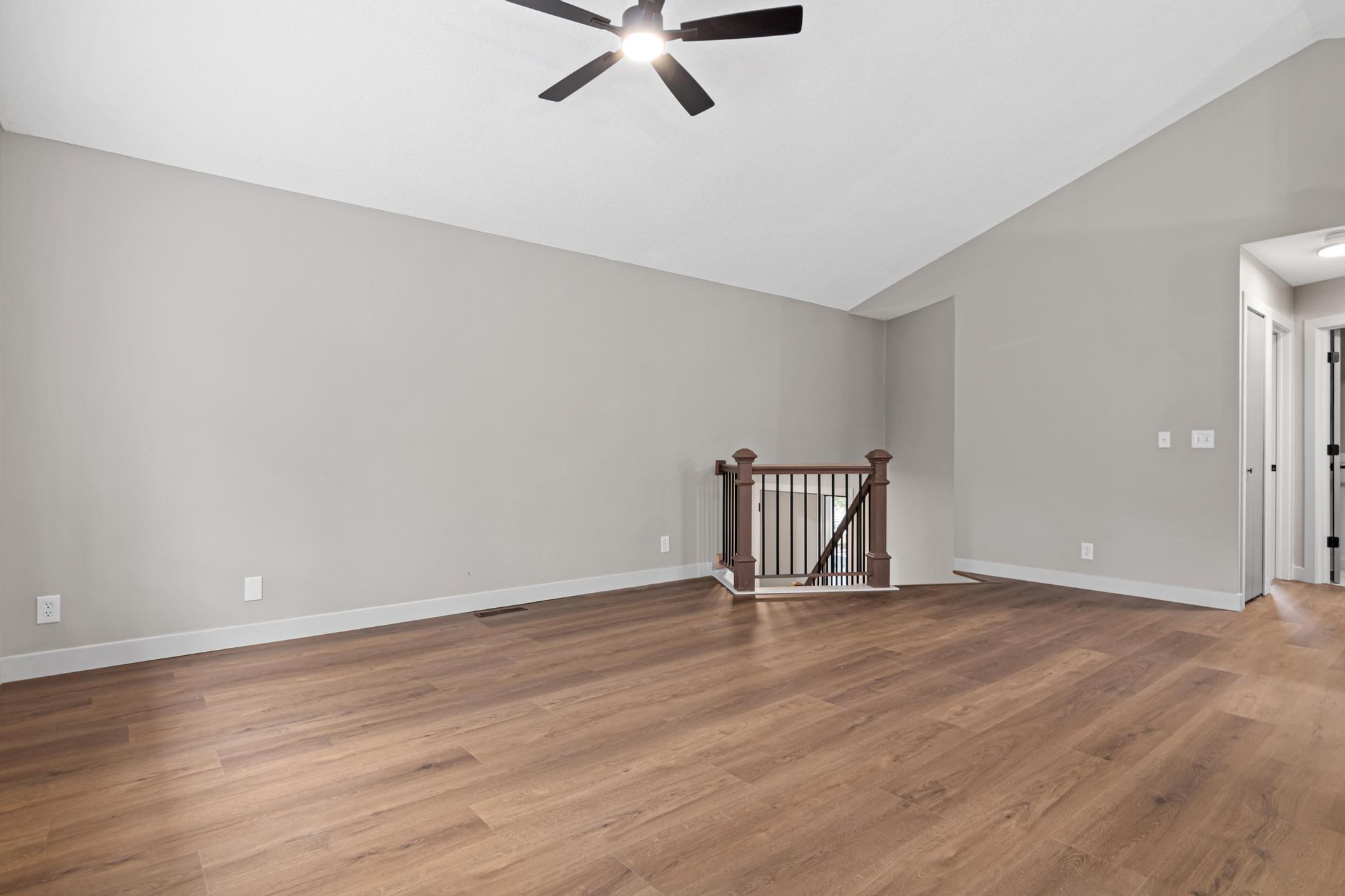 View of Residential at 2365 Hillwood Drive, Maplewood MN 55119, Maplewood (11 of 31) - Mike Wilen | Minnesota Team Real Estate