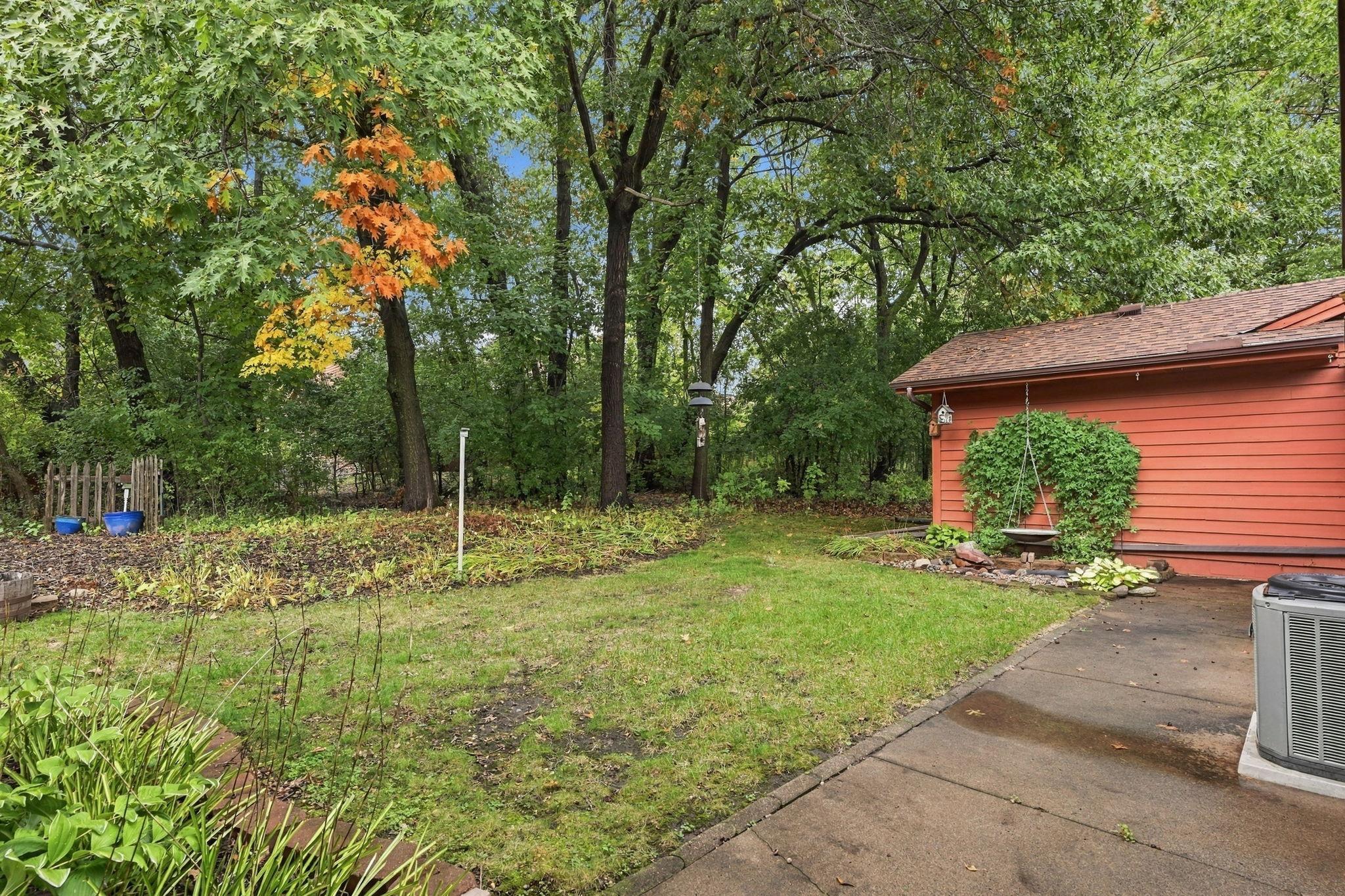 View of Residential at 10711 53rd Avenue, Plymouth MN 55442, Plymouth (22 of 27) - Mike Wilen | Minnesota Team Real Estate
