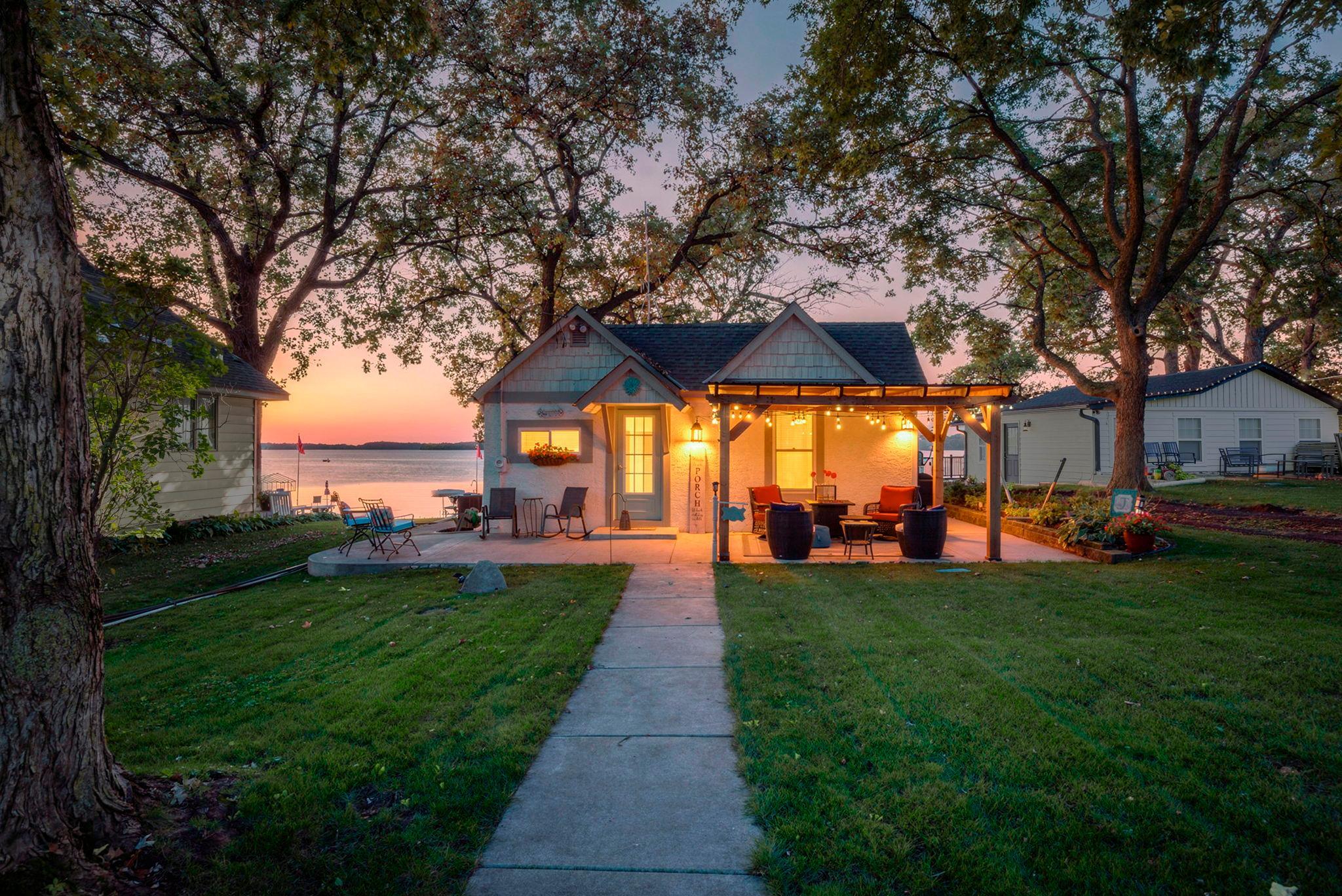 View of Single Family at 9065 Ingram Avenue, Annandale - Mike Wilen | Minnesota Team Real Estate