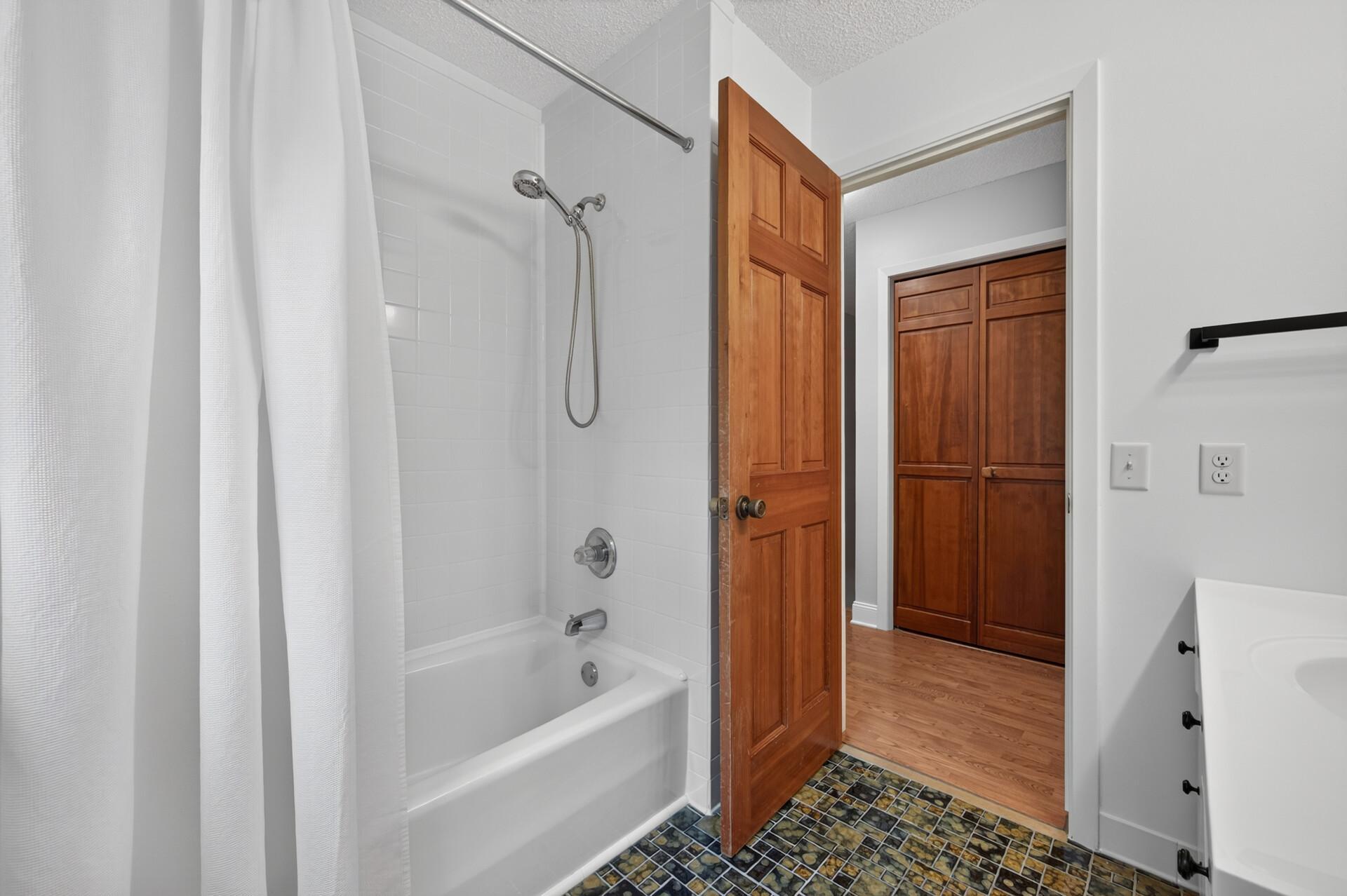View of Residential at 7829 Somerset Circle, Woodbury MN 55125, Woodbury (53 of 94) - Mike Wilen | Minnesota Team Real Estate