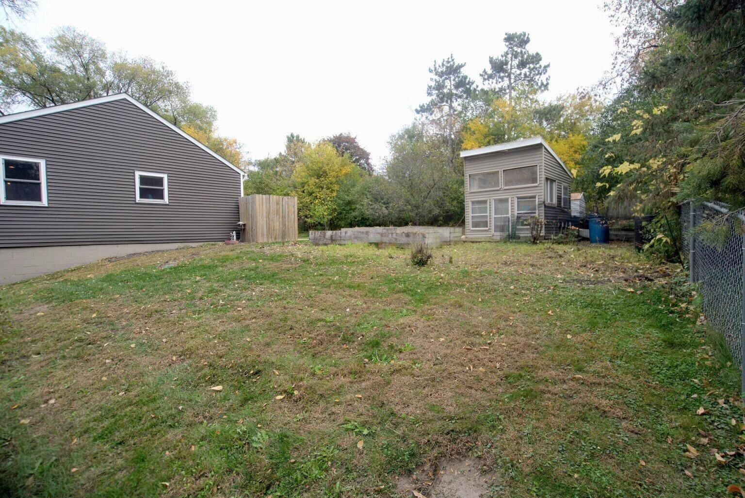 View of Residential at 13510 Knollway Drive, Minnetonka MN 55305, Minnetonka (3 of 10) - Mike Wilen | Minnesota Team Real Estate