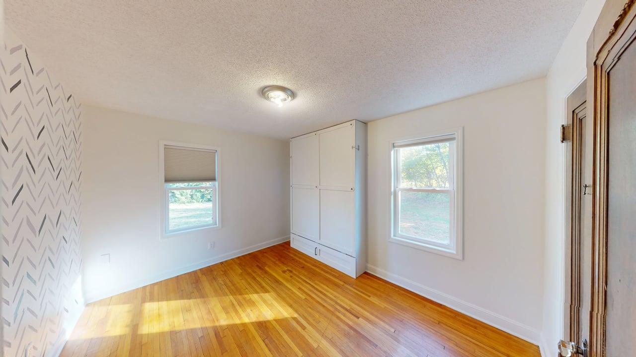 View of Residential at 13510 Knollway Drive, Minnetonka MN 55305, Minnetonka (14 of 30) - Mike Wilen | Minnesota Team Real Estate