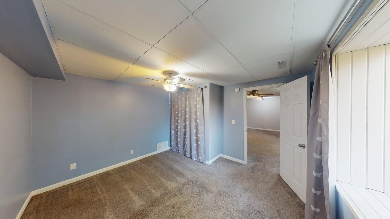 View of Residential at 13510 Knollway Drive, Minnetonka MN 55305, Minnetonka (20 of 30) - Mike Wilen | Minnesota Team Real Estate