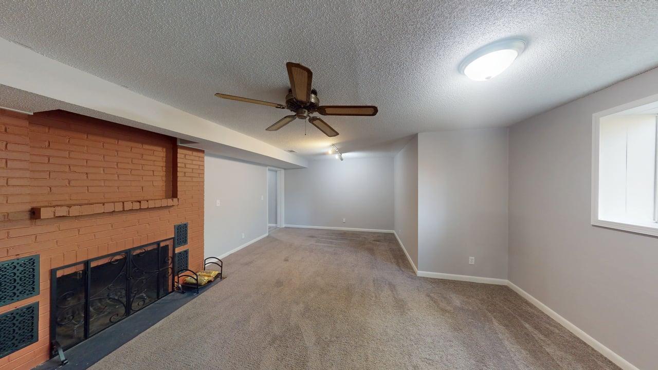 View of Residential at 13510 Knollway Drive, Minnetonka MN 55305, Minnetonka (18 of 30) - Mike Wilen | Minnesota Team Real Estate