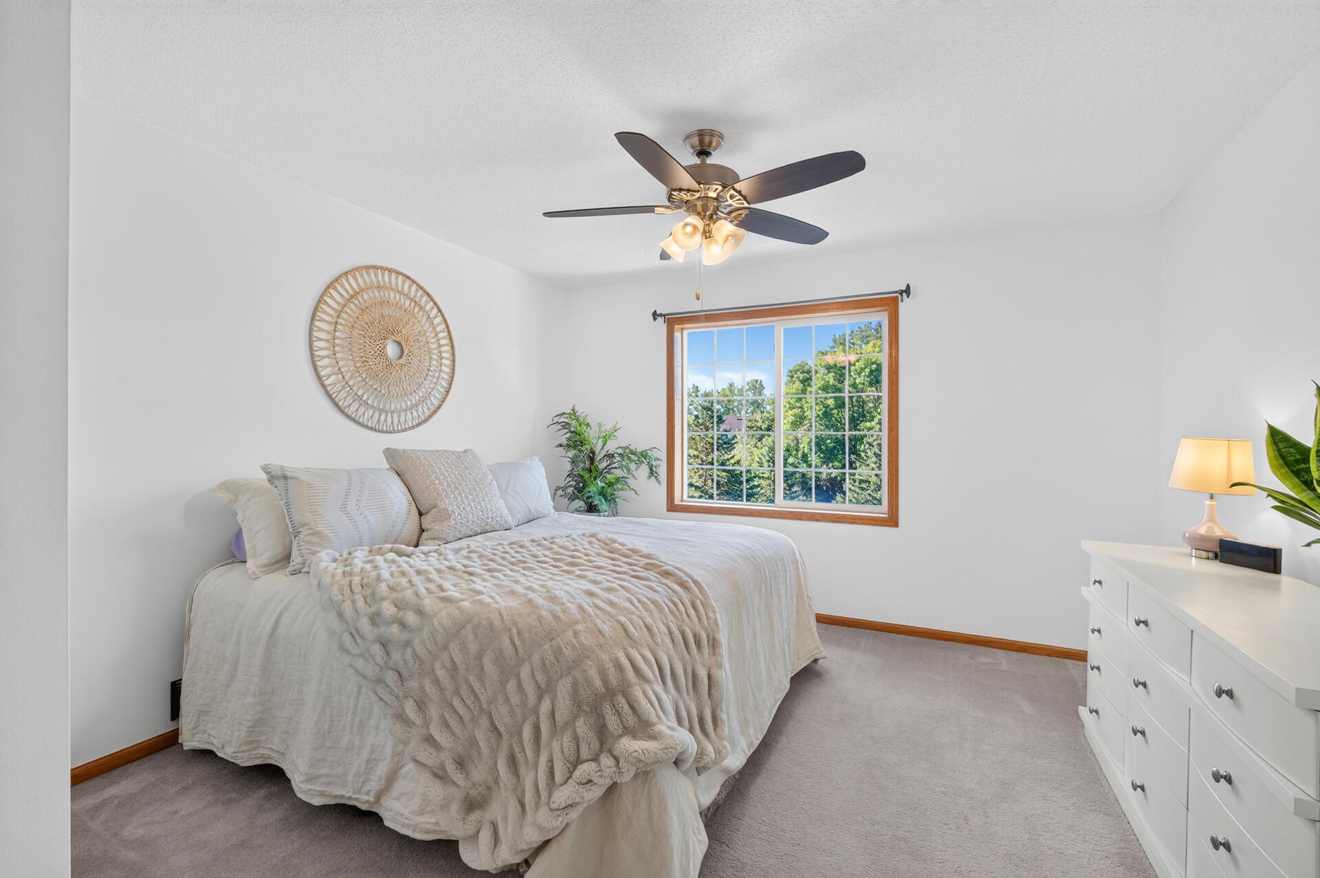 View of Residential at 4913 Grenwich Avenue, Oakdale MN 55128, Oakdale (3 of 31) - Mike Wilen | Minnesota Team Real Estate