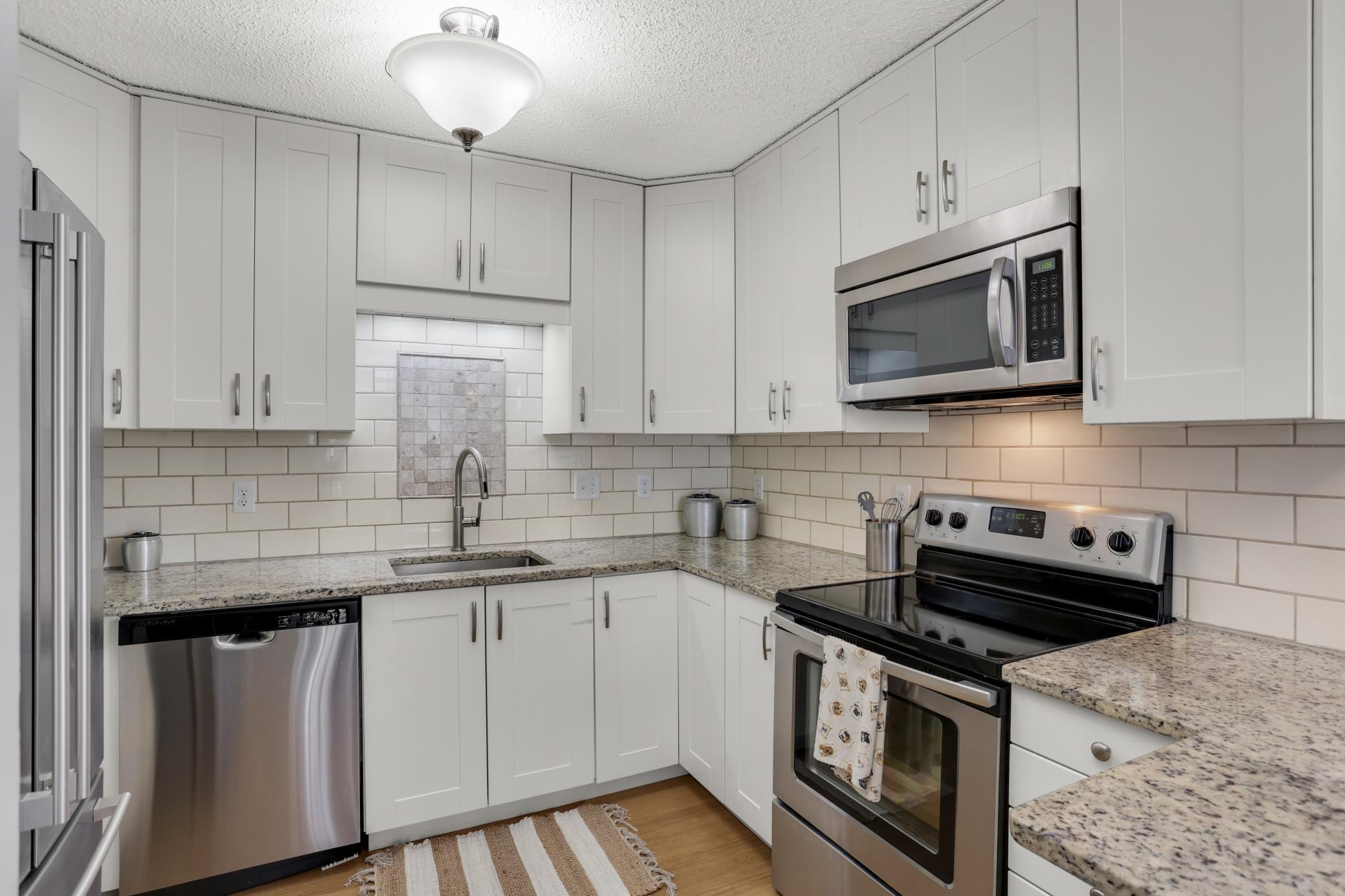 View of Residential at 3012 Lake Shore Drive #B, Minneapolis MN 55416, Minneapolis (16 of 57) - Mike Wilen | Minnesota Team Real Estate