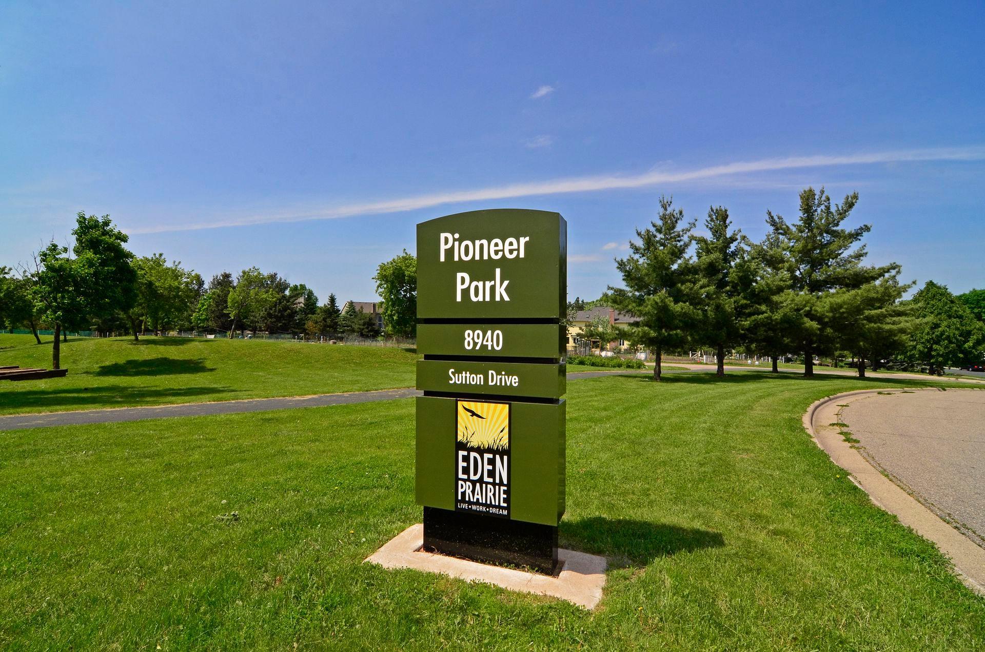 View of Residential at 14478 Boulder Pointe Road, Eden Prairie MN 55347, Eden Prairie (73 of 94) - Mike Wilen | Minnesota Team Real Estate