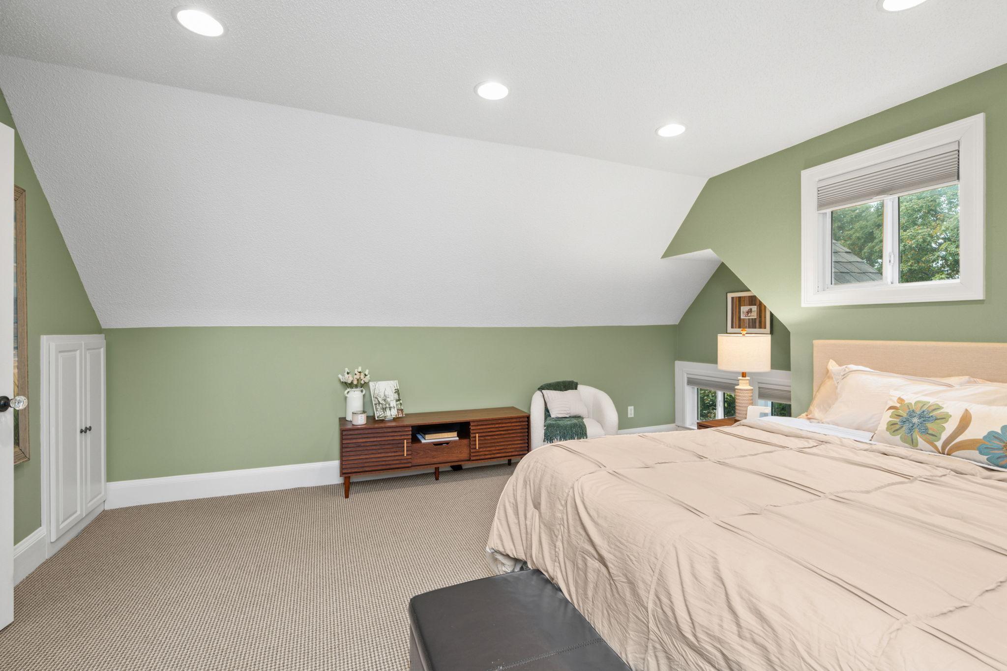 View of Residential at 408 Laurel Avenue #2, Saint Paul MN 55102, Saint Paul (32 of 54) - Mike Wilen | Minnesota Team Real Estate