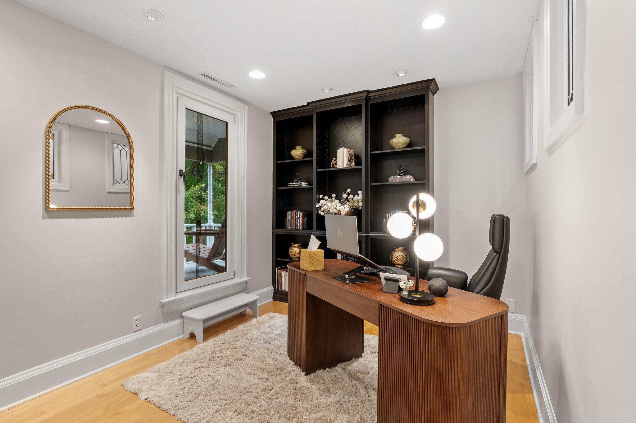 View of Residential at 408 Laurel Avenue #2, Saint Paul MN 55102, Saint Paul (10 of 54) - Mike Wilen | Minnesota Team Real Estate