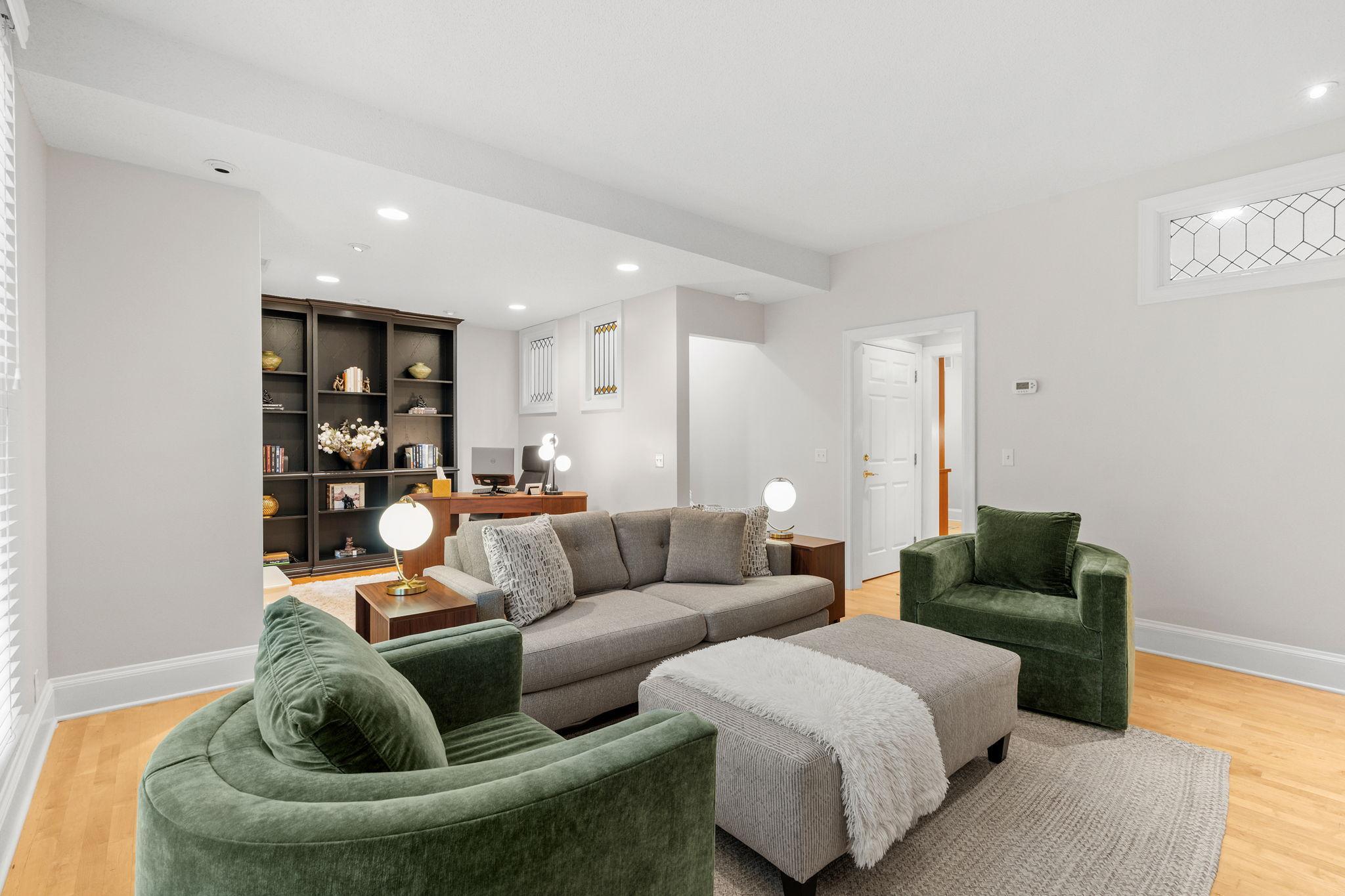 View of Residential at 408 Laurel Avenue #2, Saint Paul MN 55102, Saint Paul (6 of 54) - Mike Wilen | Minnesota Team Real Estate