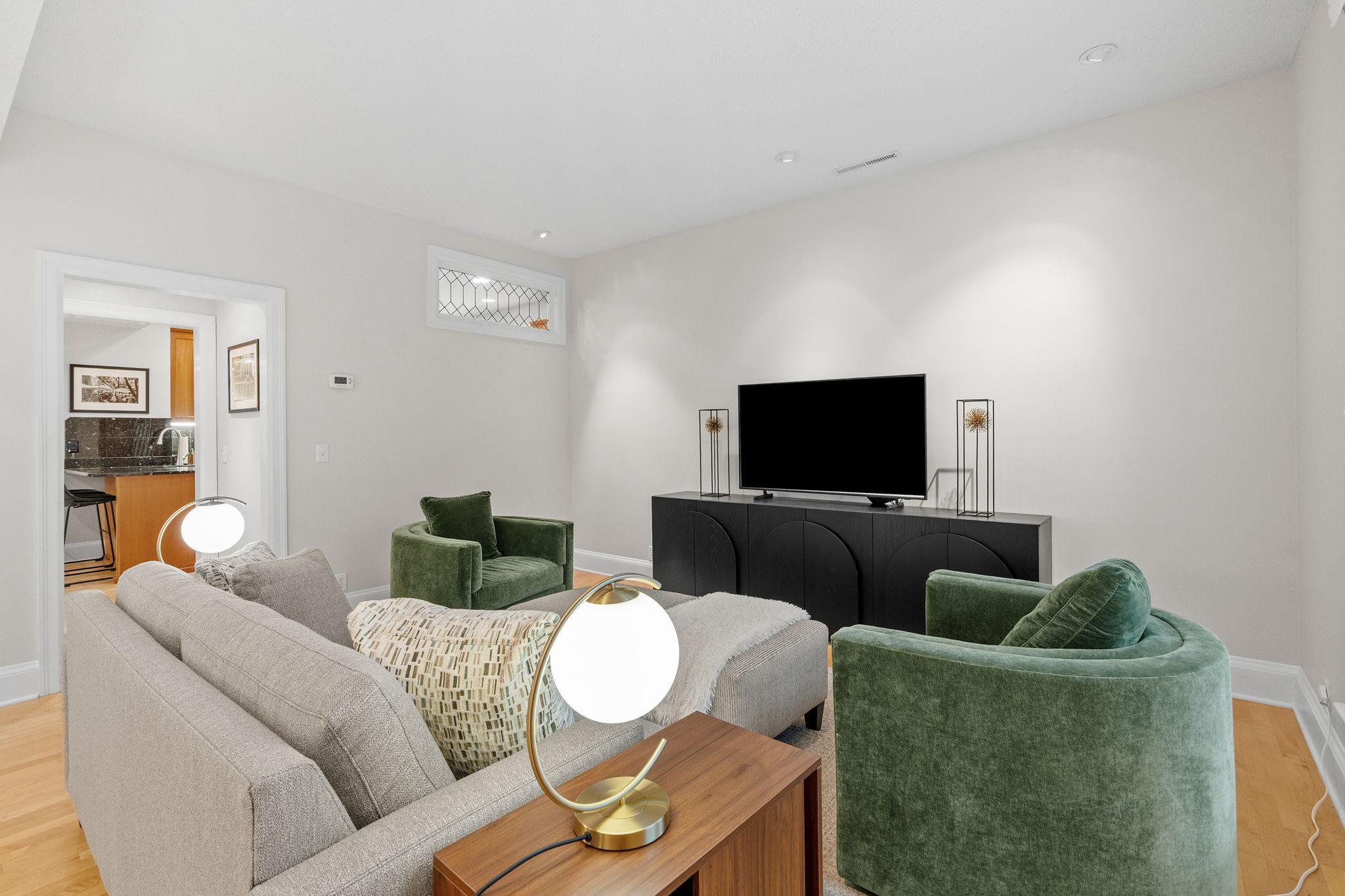 View of Residential at 408 Laurel Avenue #2, Saint Paul MN 55102, Saint Paul (8 of 54) - Mike Wilen | Minnesota Team Real Estate