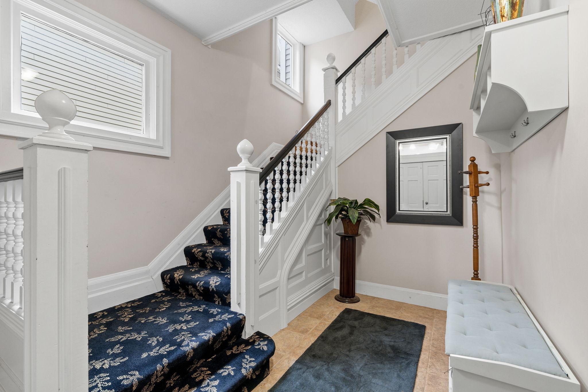 View of Residential at 408 Laurel Avenue #2, Saint Paul MN 55102, Saint Paul (4 of 54) - Mike Wilen | Minnesota Team Real Estate