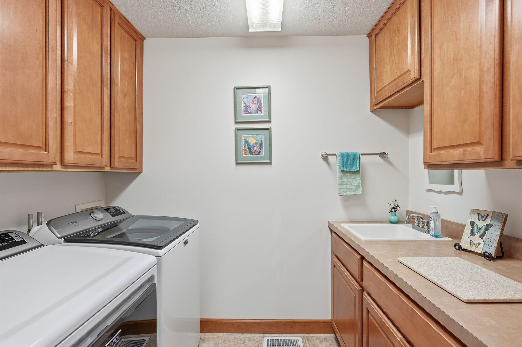 View of Residential at 7147 Arthur Drive, Woodbury MN 55125, Woodbury (13 of 27) - Mike Wilen | Minnesota Team Real Estate