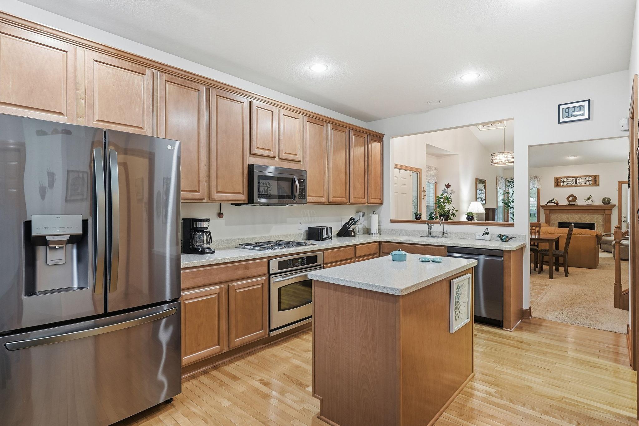 View of Residential at 7147 Arthur Drive, Woodbury MN 55125, Woodbury (8 of 27) - Mike Wilen | Minnesota Team Real Estate