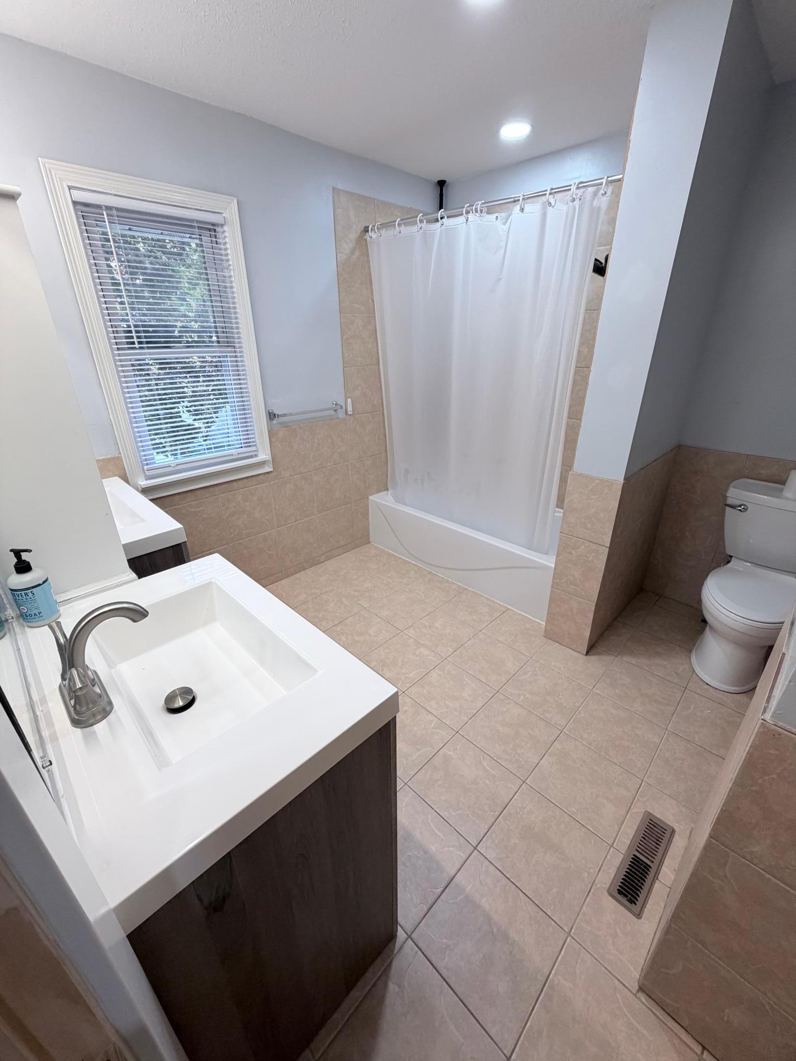 View of Residential at 929 Barclay Street, Saint Paul MN 55106, Saint Paul (31 of 43) - Mike Wilen | Minnesota Team Real Estate