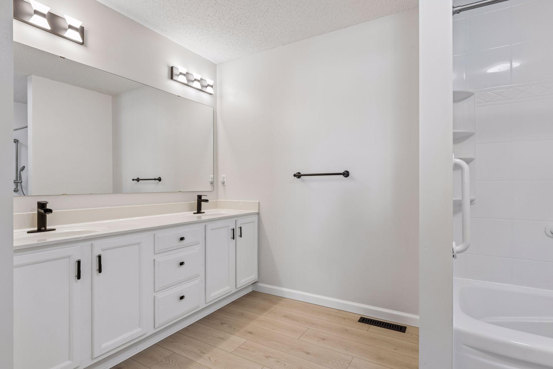 View of Residential at 3210 Juniper Circle #B, Woodbury MN 55125, Woodbury (34 of 38) - Mike Wilen | Minnesota Team Real Estate