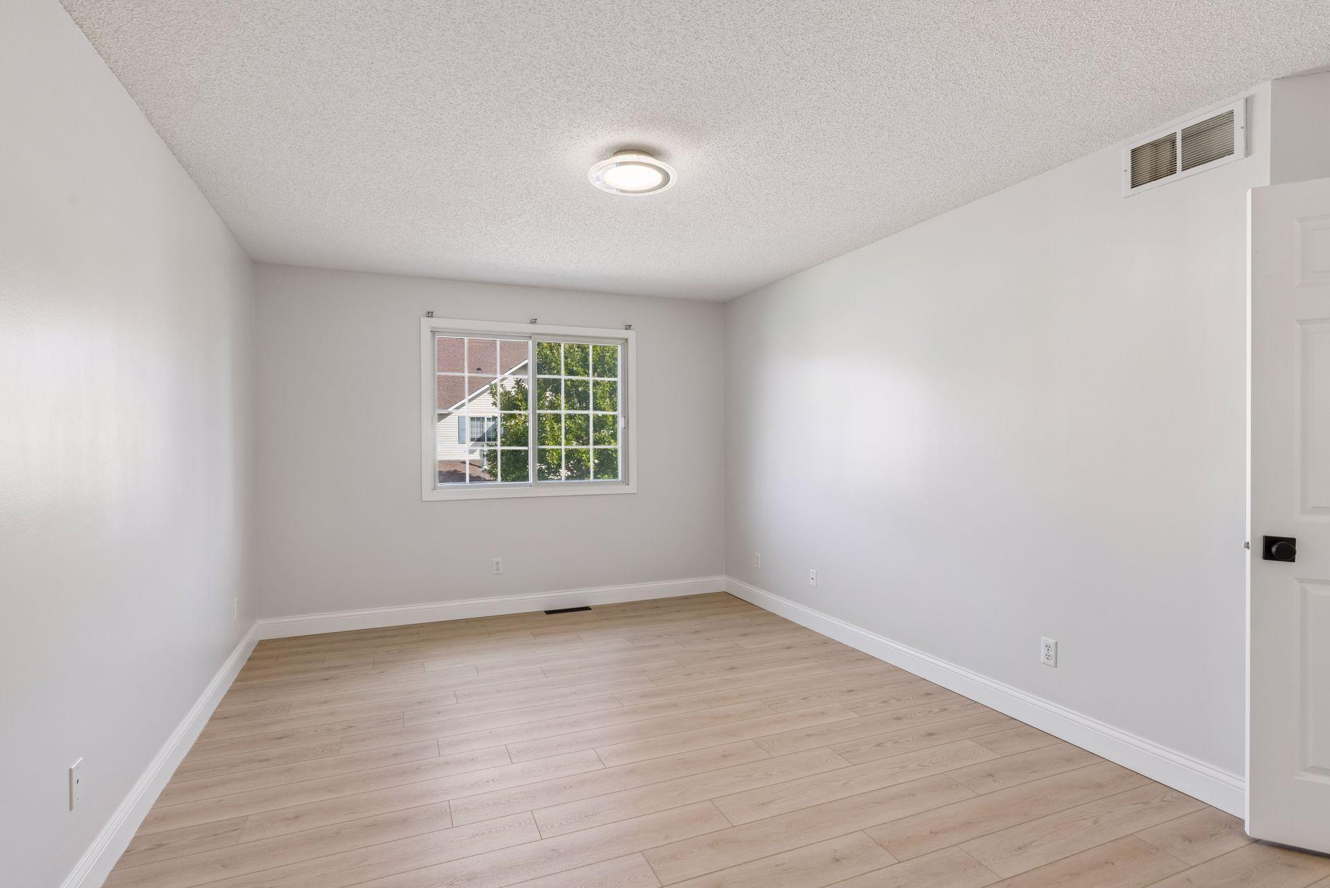 View of Residential at 3210 Juniper Circle #B, Woodbury MN 55125, Woodbury (32 of 38) - Mike Wilen | Minnesota Team Real Estate
