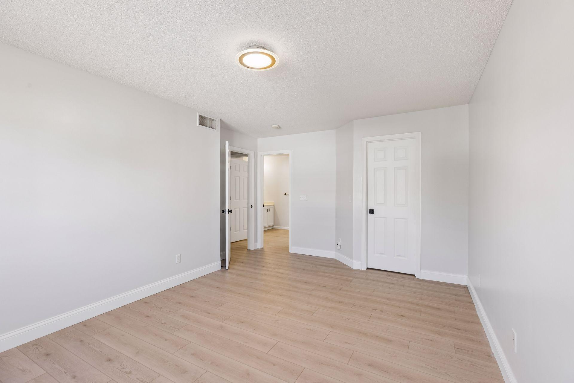 View of Residential at 3210 Juniper Circle #B, Woodbury MN 55125, Woodbury (31 of 38) - Mike Wilen | Minnesota Team Real Estate