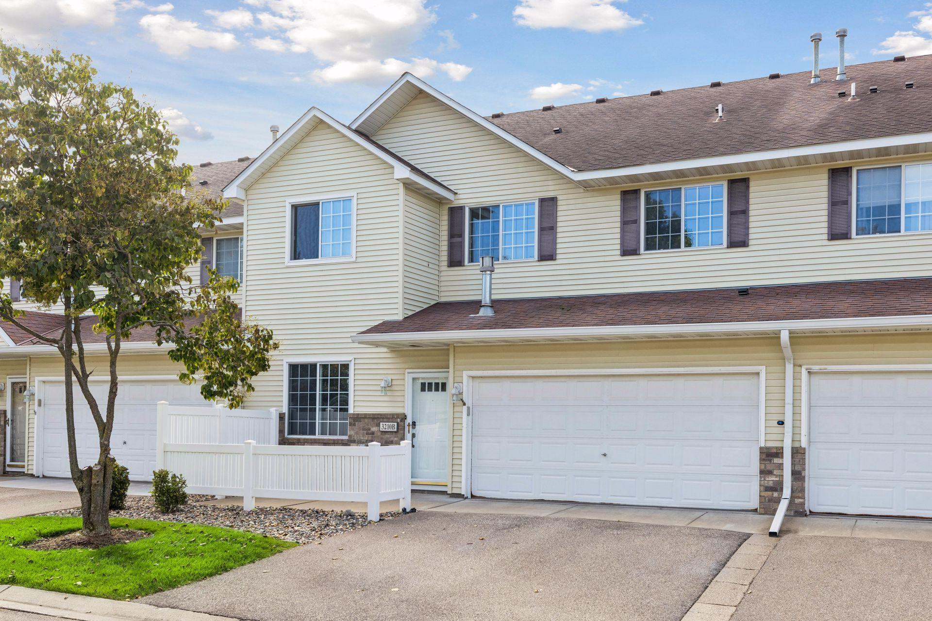 View of Residential at 3210 Juniper Circle #B, Woodbury MN 55125, Woodbury (38 of 38) - Mike Wilen | Minnesota Team Real Estate